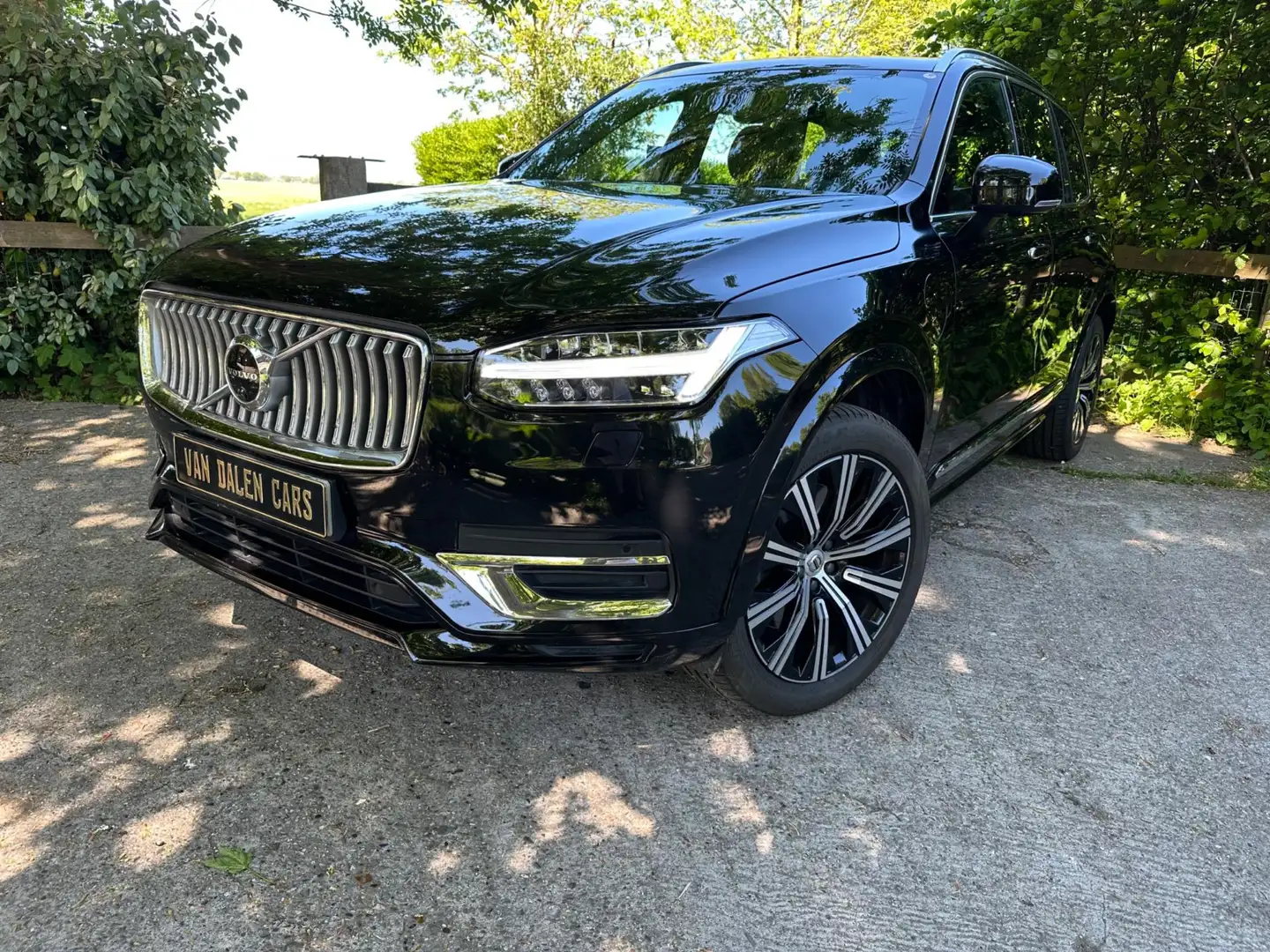 Volvo XC90 2.0 T8 Recharge AWD Inscription Exclusive Zwart - 2
