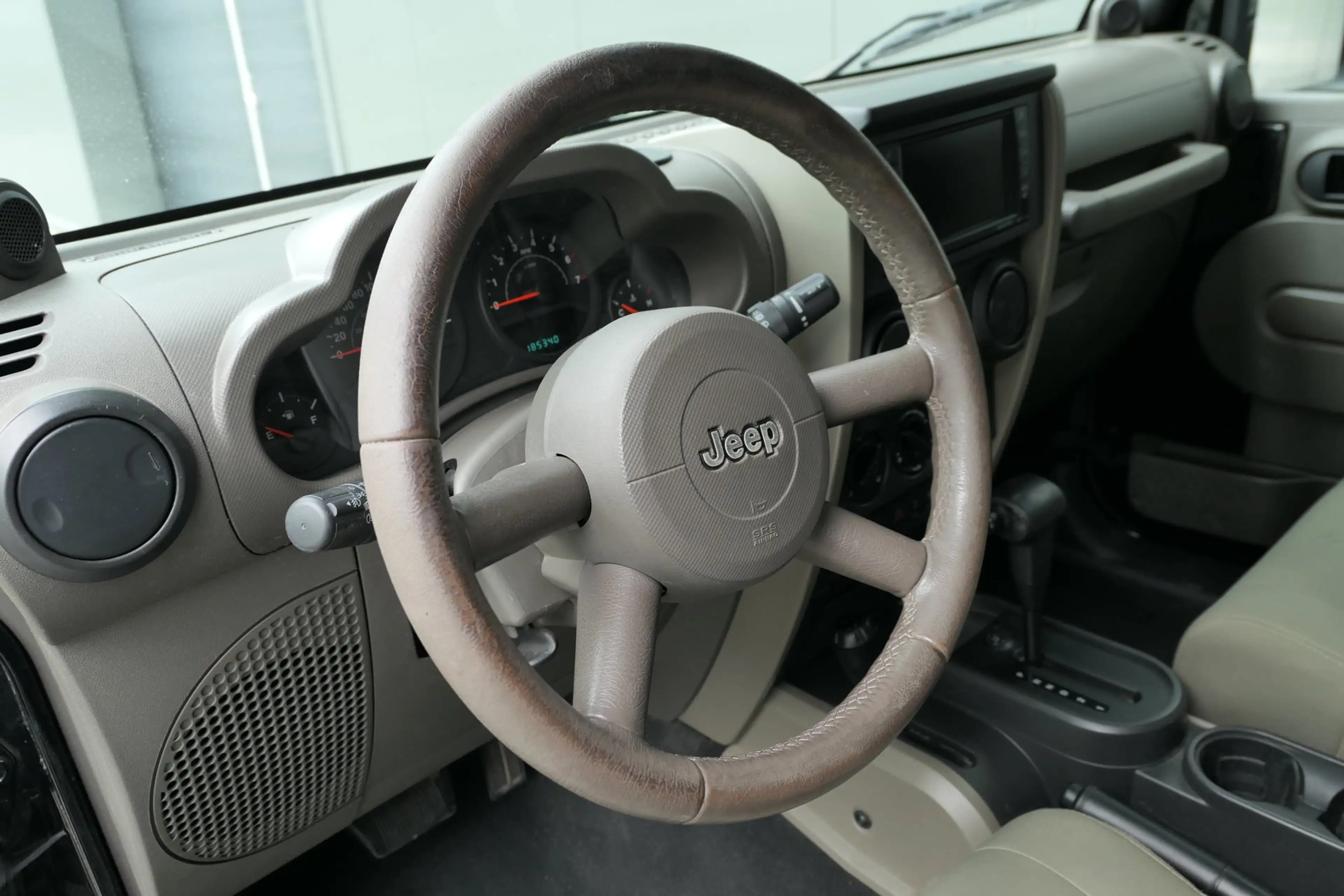 Jeep Wrangler 3.8 V6 Youngtimer Airco Freedomtop — photo 4