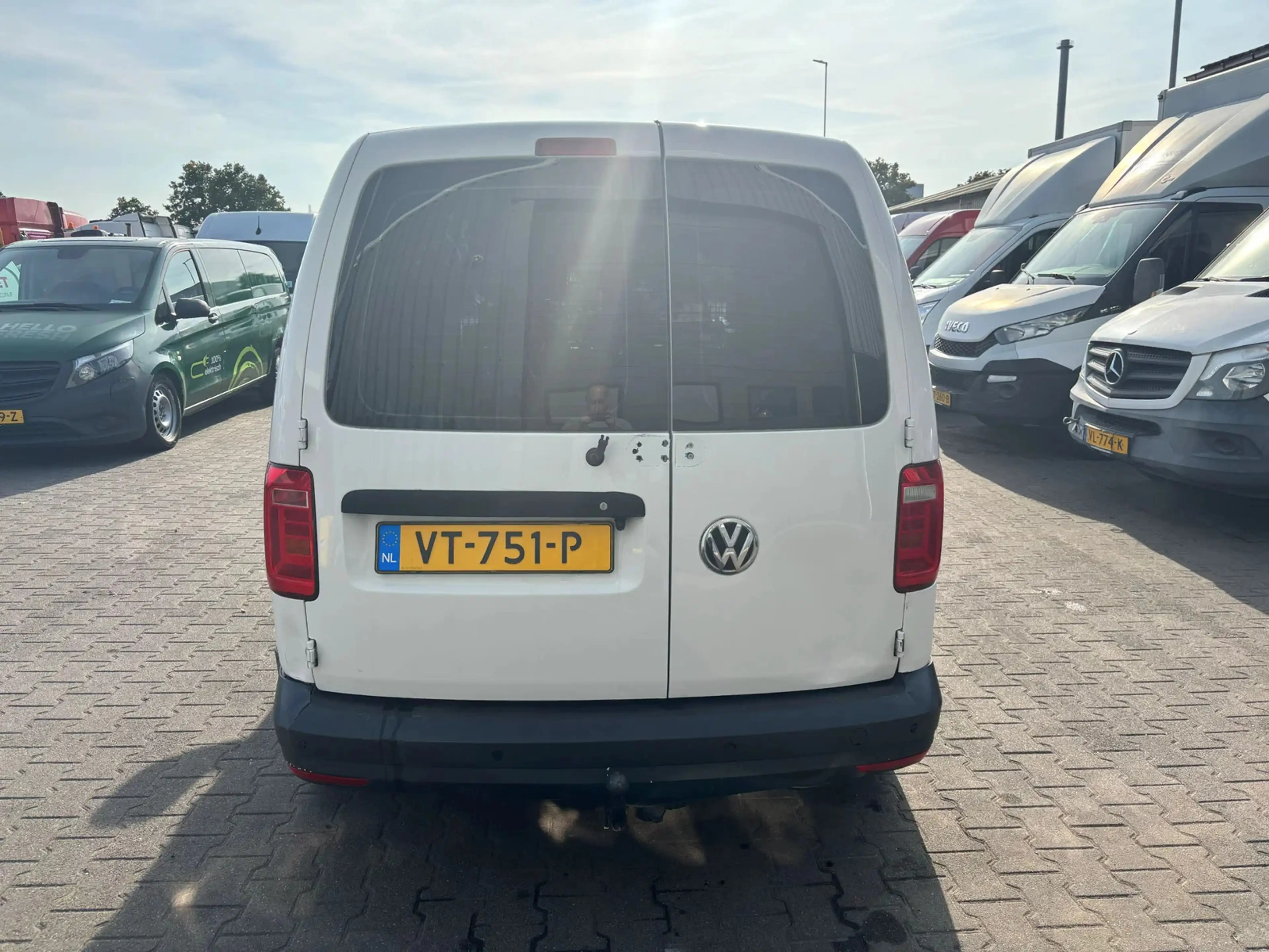 Volkswagen Caddy 2.0 TDI L1 Airco PDC Camera AHK — photo 6