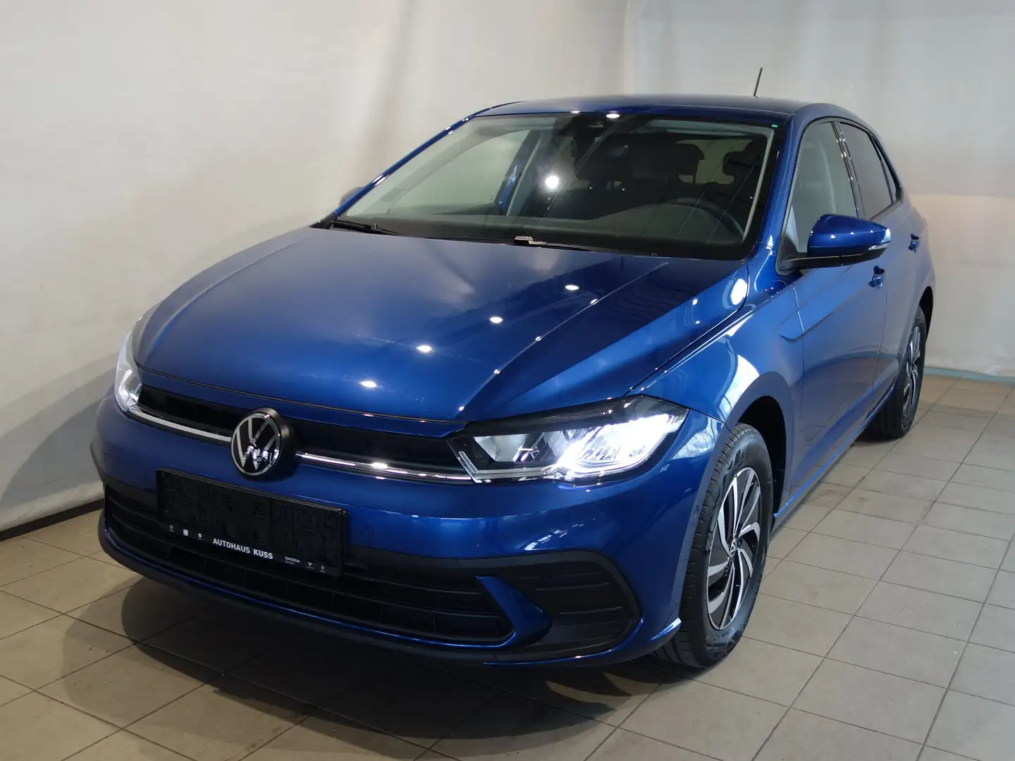 Volkswagen Polo Friends TSI Blau - 1