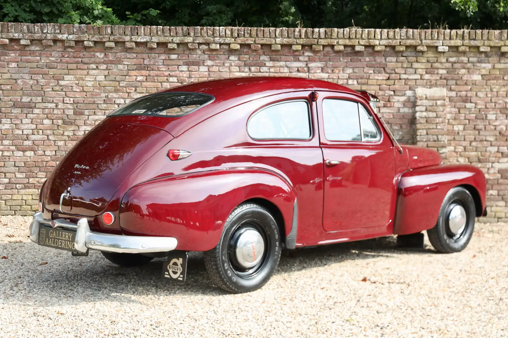 Volvo PV444 Restored and rebuilt condition, 3 dedicated Rouge - 2