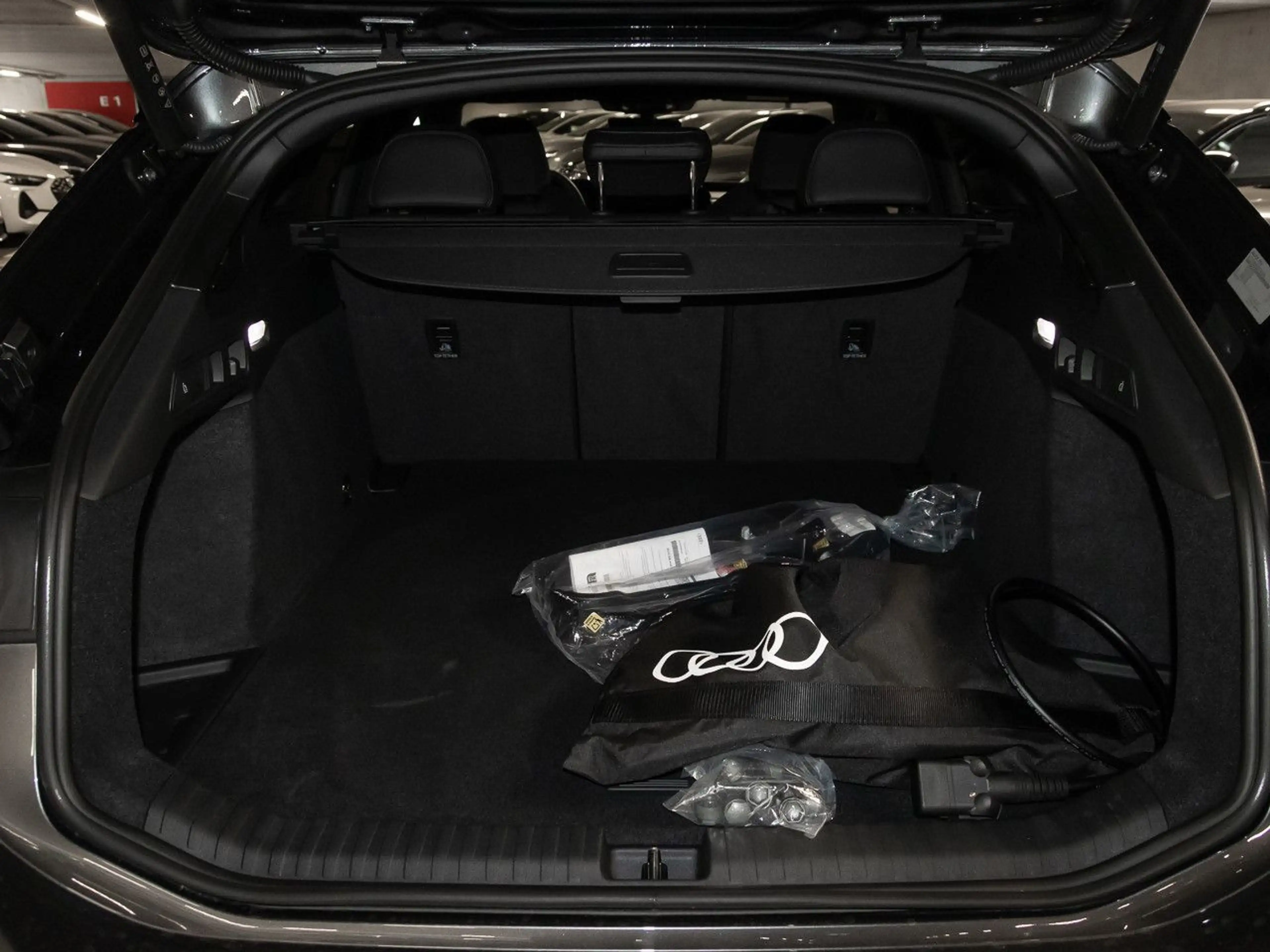 Audi A6 e-tron quattro 315 kW S line — photo 7