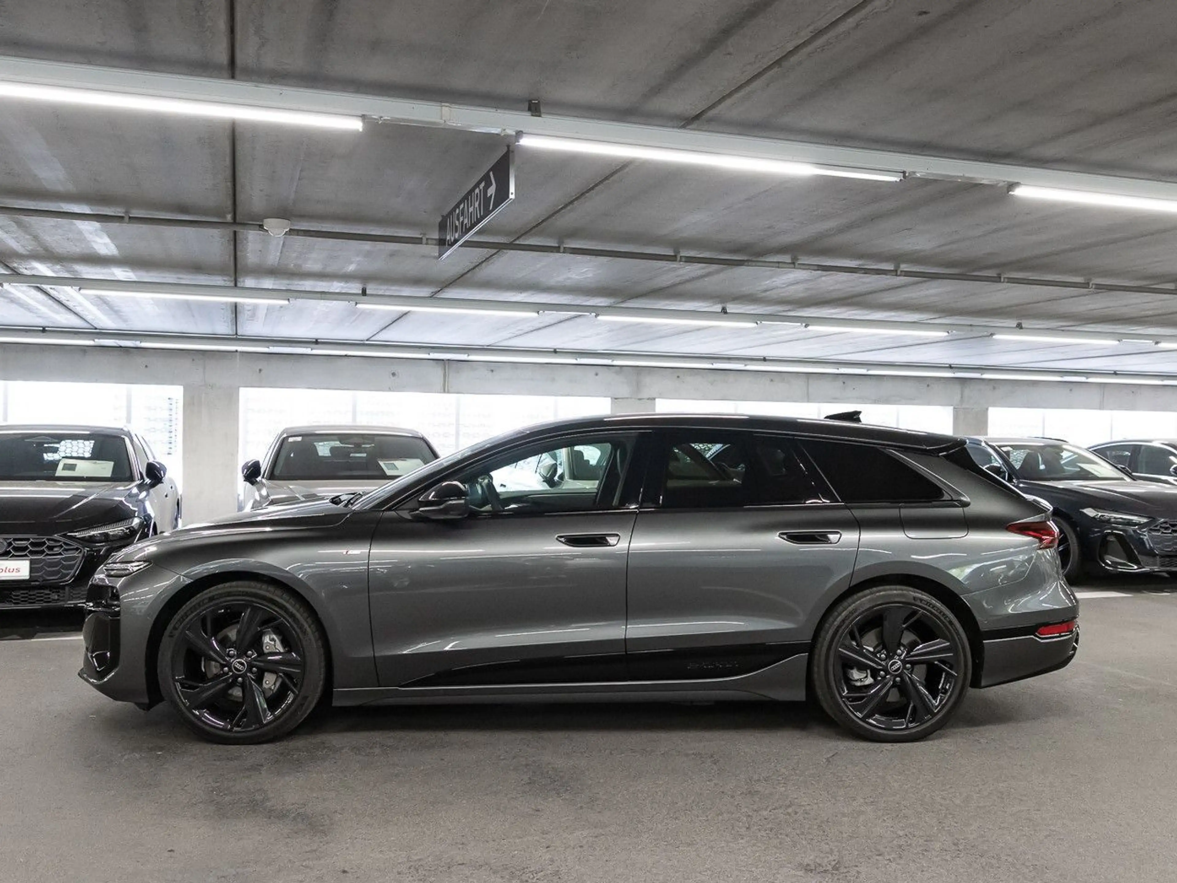 Audi A6 e-tron quattro 315 kW S line — photo 3