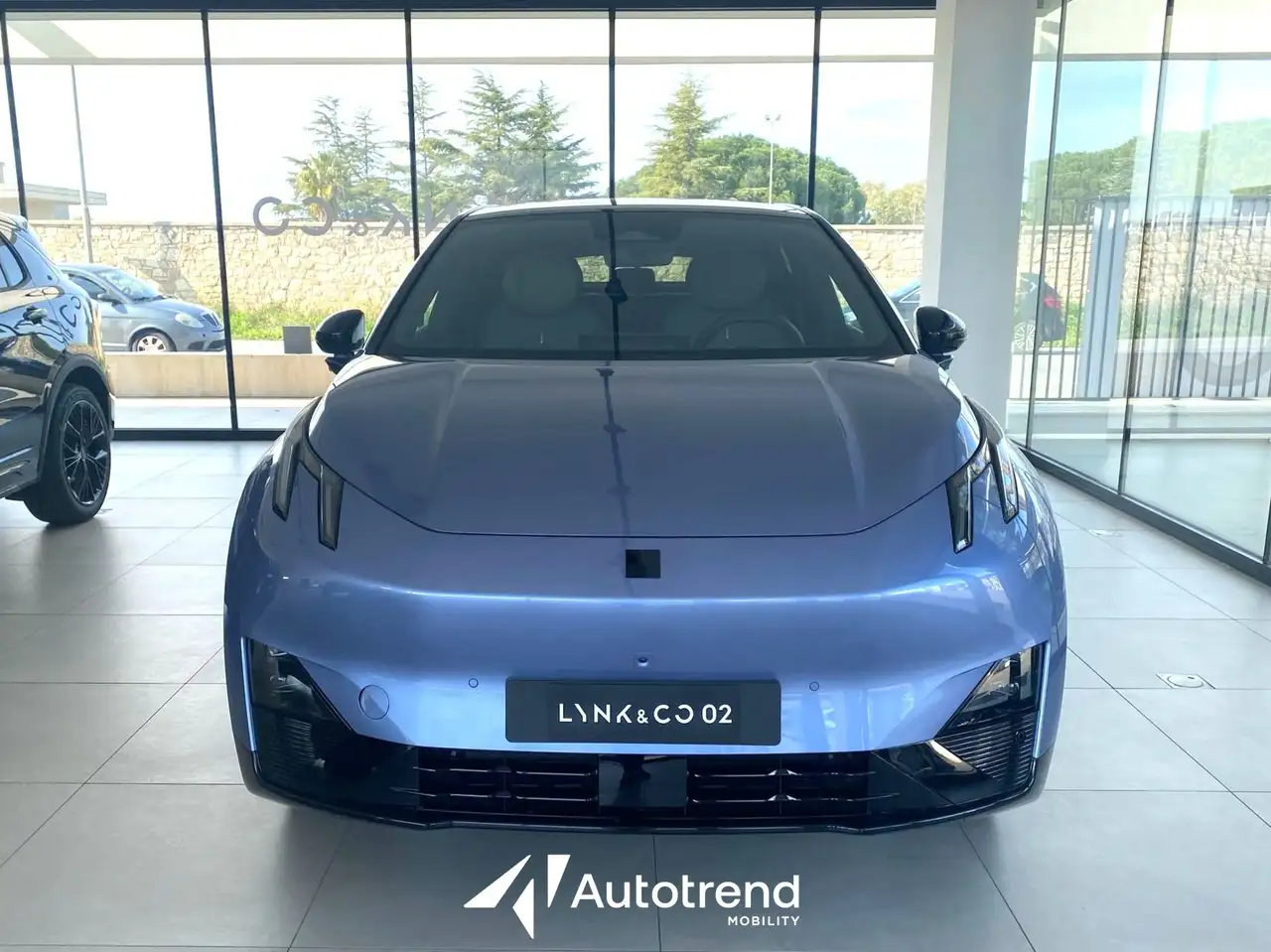 Lynk & Co 02