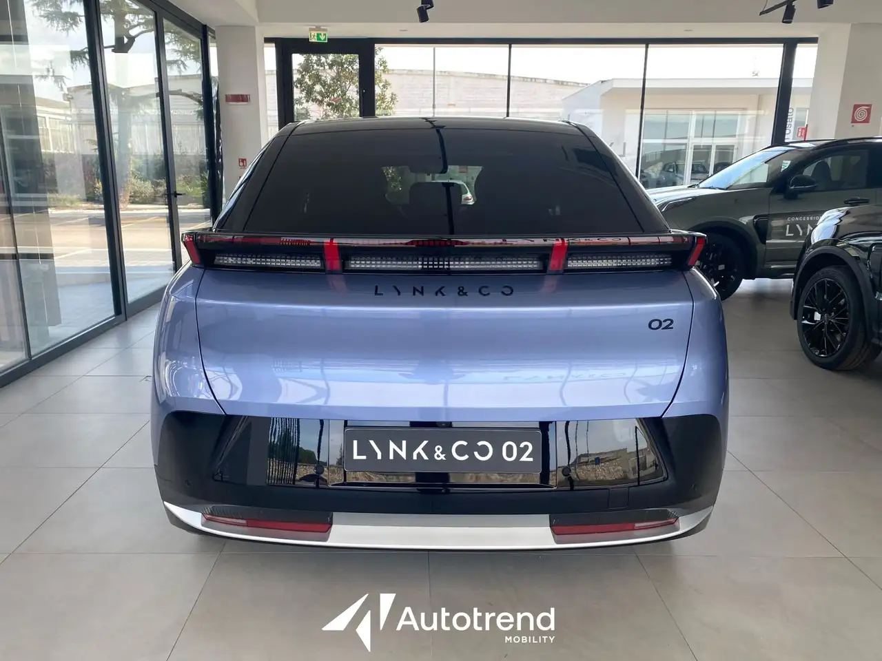 Lynk & Co 02