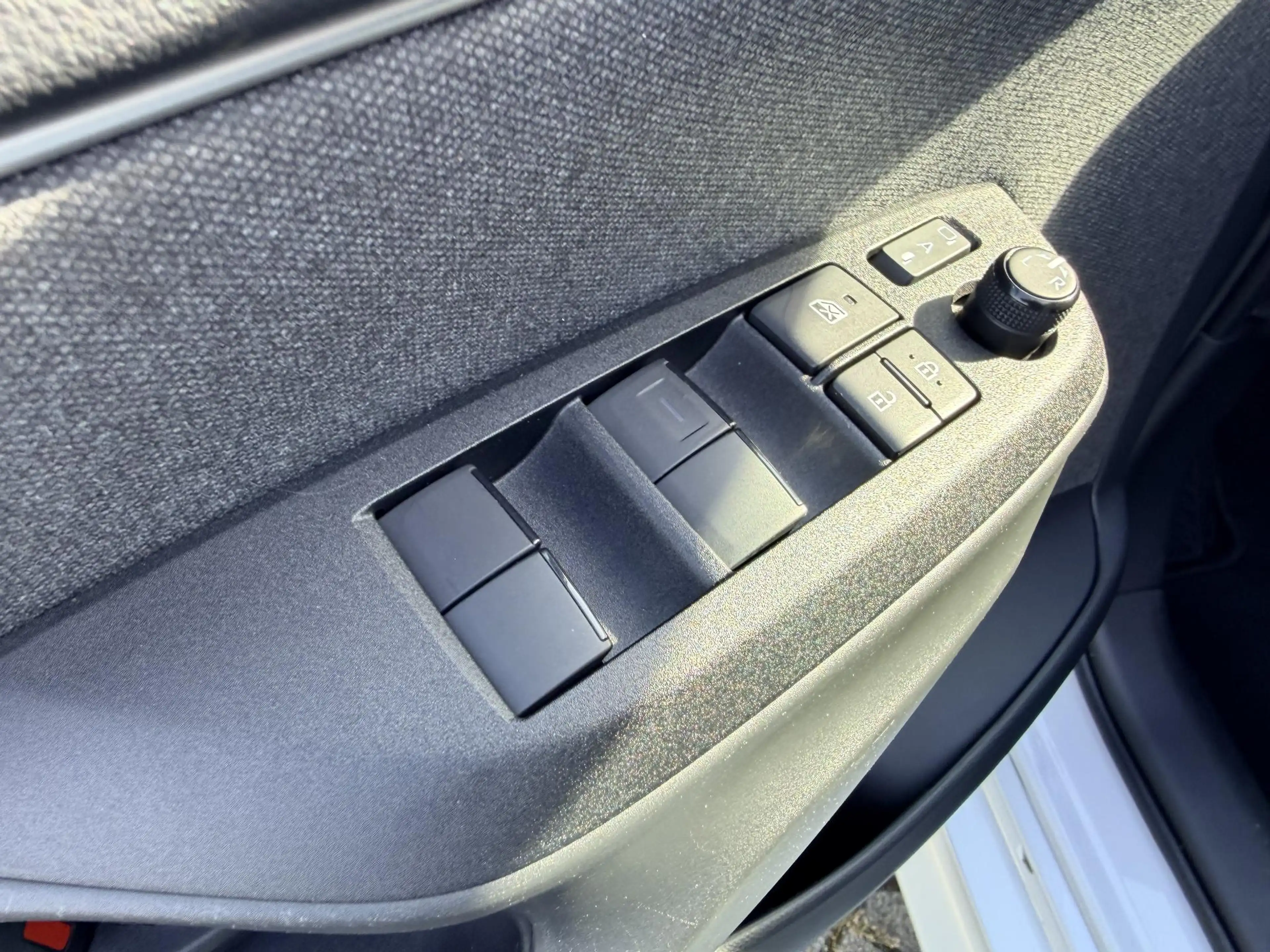 Toyota Yaris 1.5 Hybrid Executive Bi-Tone *Panoramadak*Head-up* — photo 15