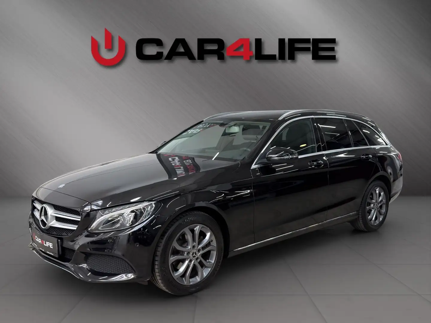 Mercedes-Benz C 180 d T Avantgarde Schwarz - 1