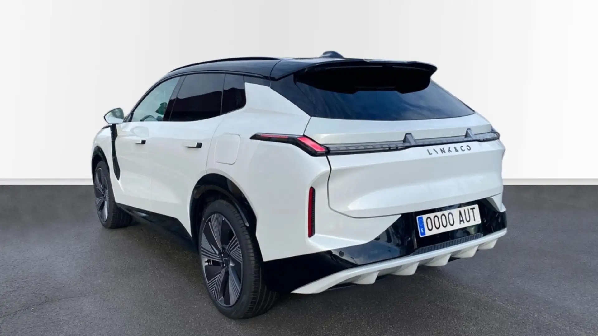 Lynk & Co 08 LYNKO 1.5 PHEV MORE 5P - 2