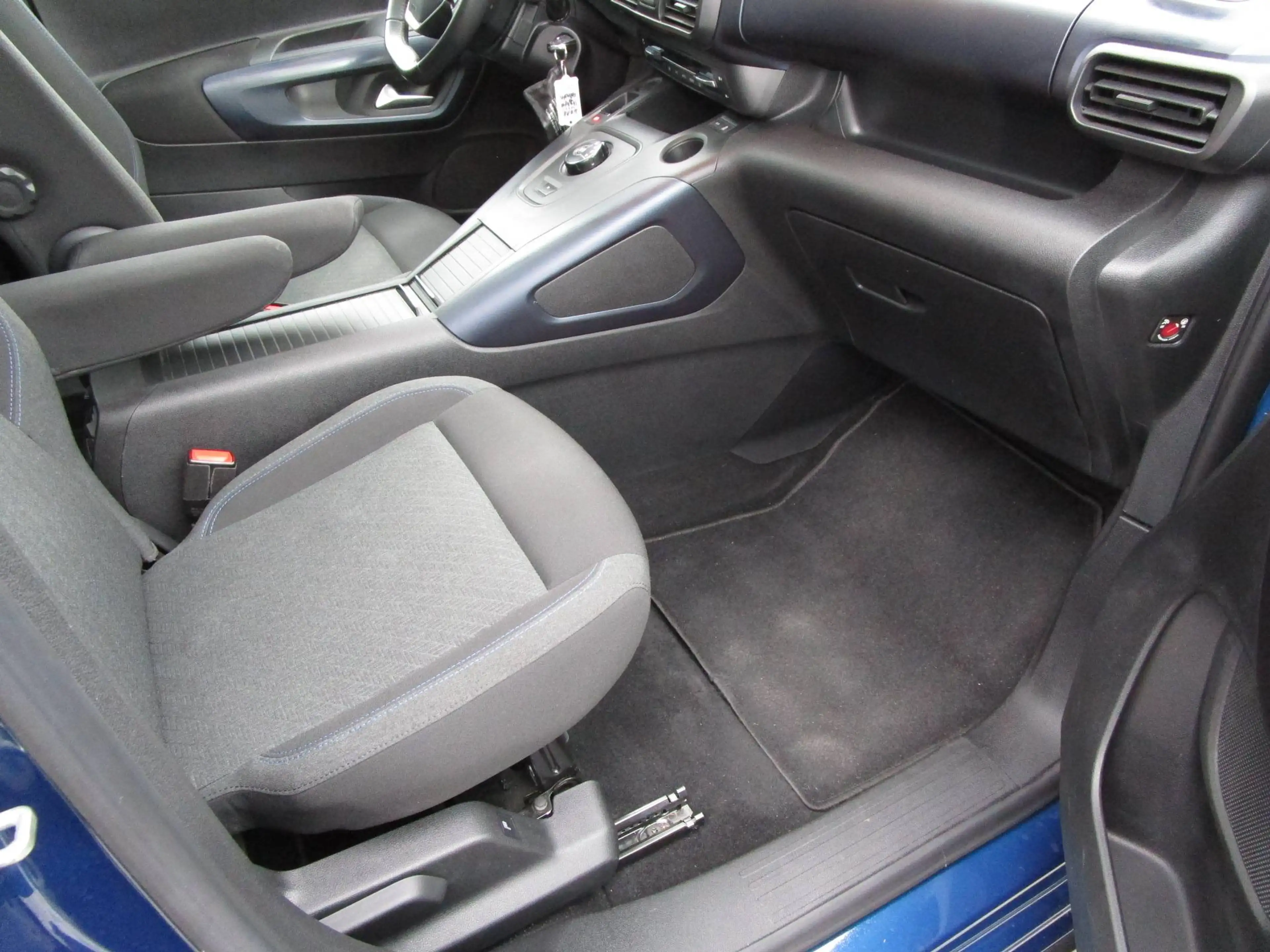 Peugeot Rifter Allure L1 — photo 9