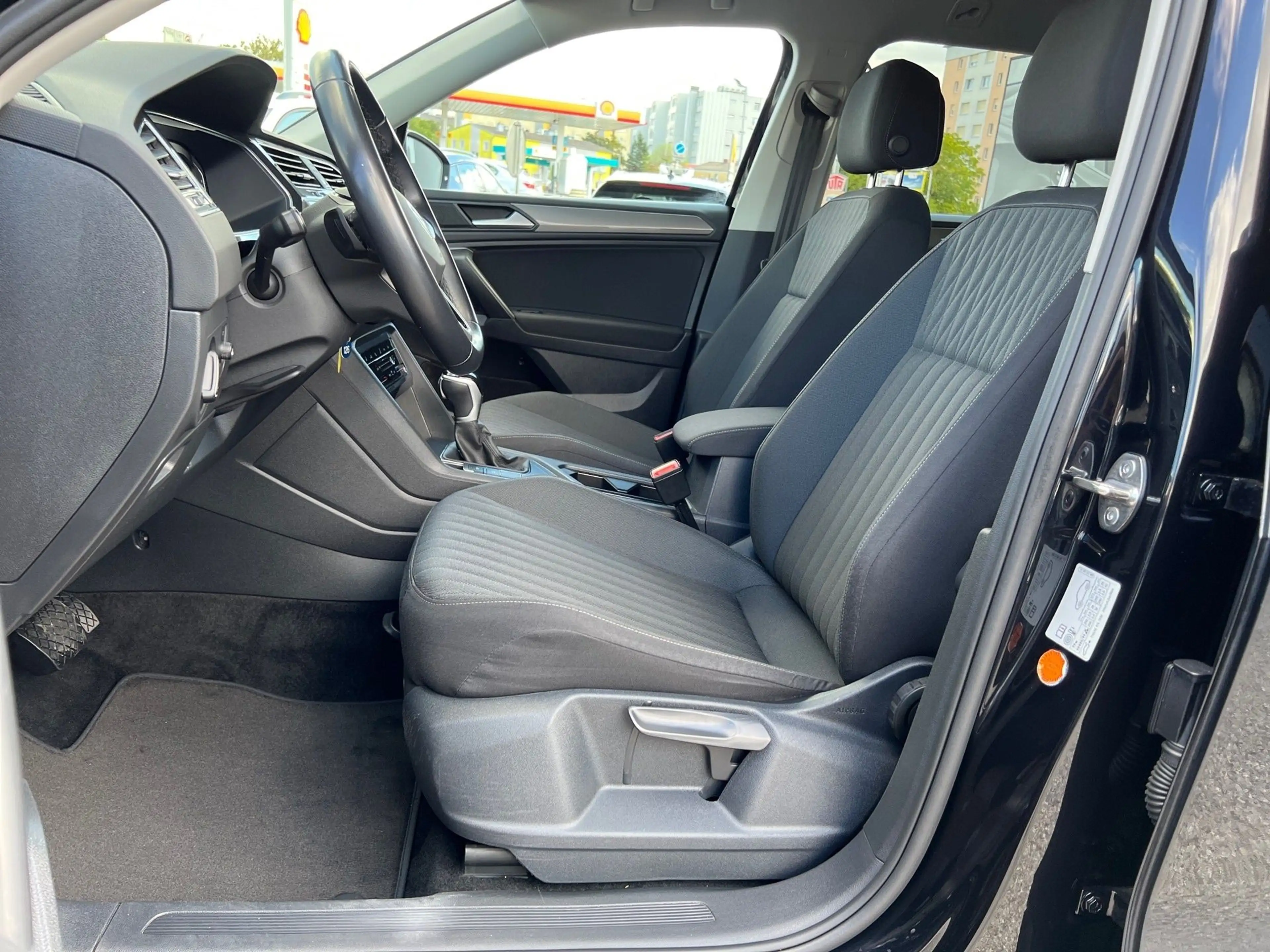 Volkswagen Tiguan Allspace 2,0 TDI SCR DSG 7 Sitze — photo 13