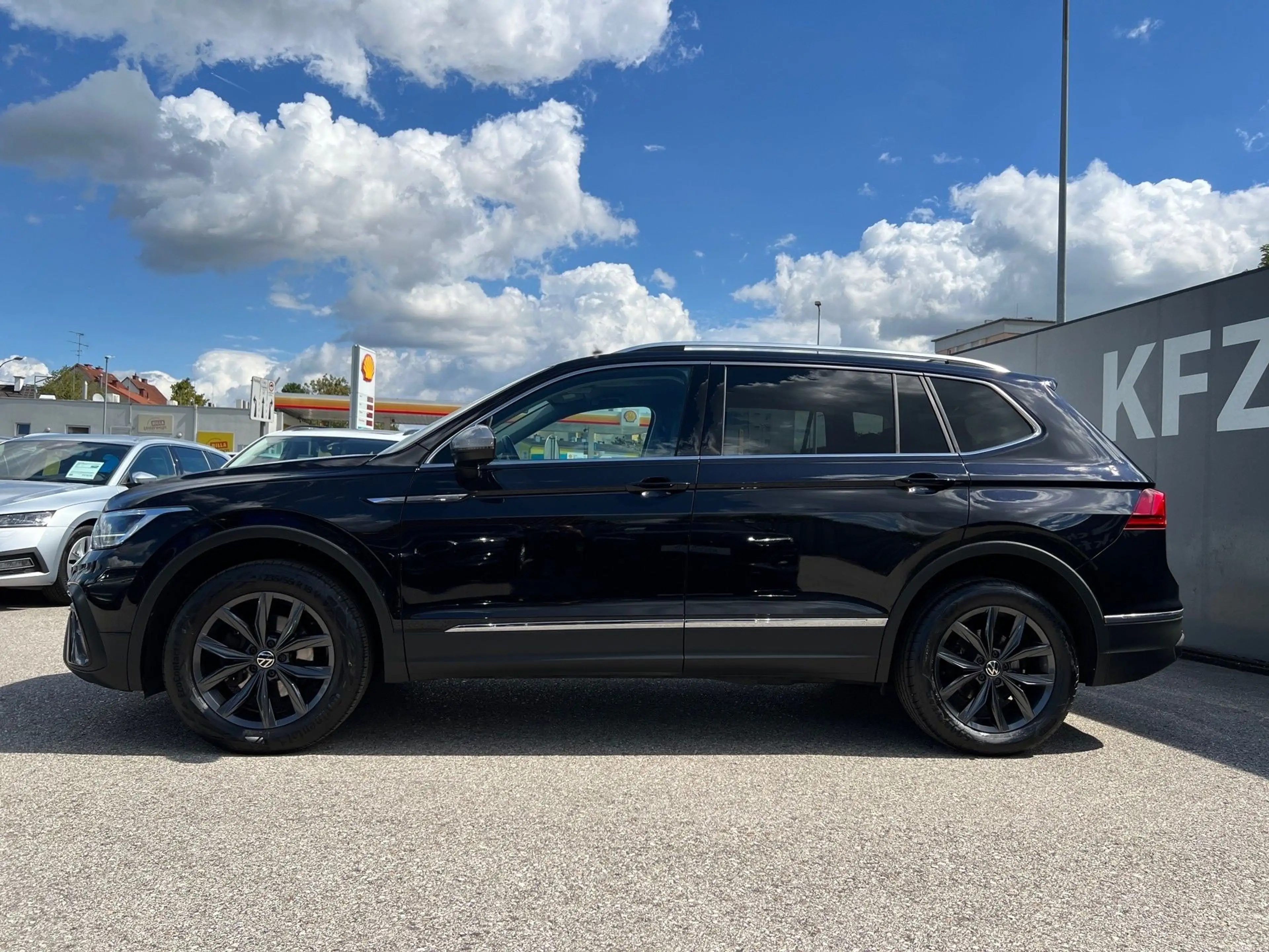Volkswagen Tiguan Allspace 2,0 TDI SCR DSG 7 Sitze — photo 6