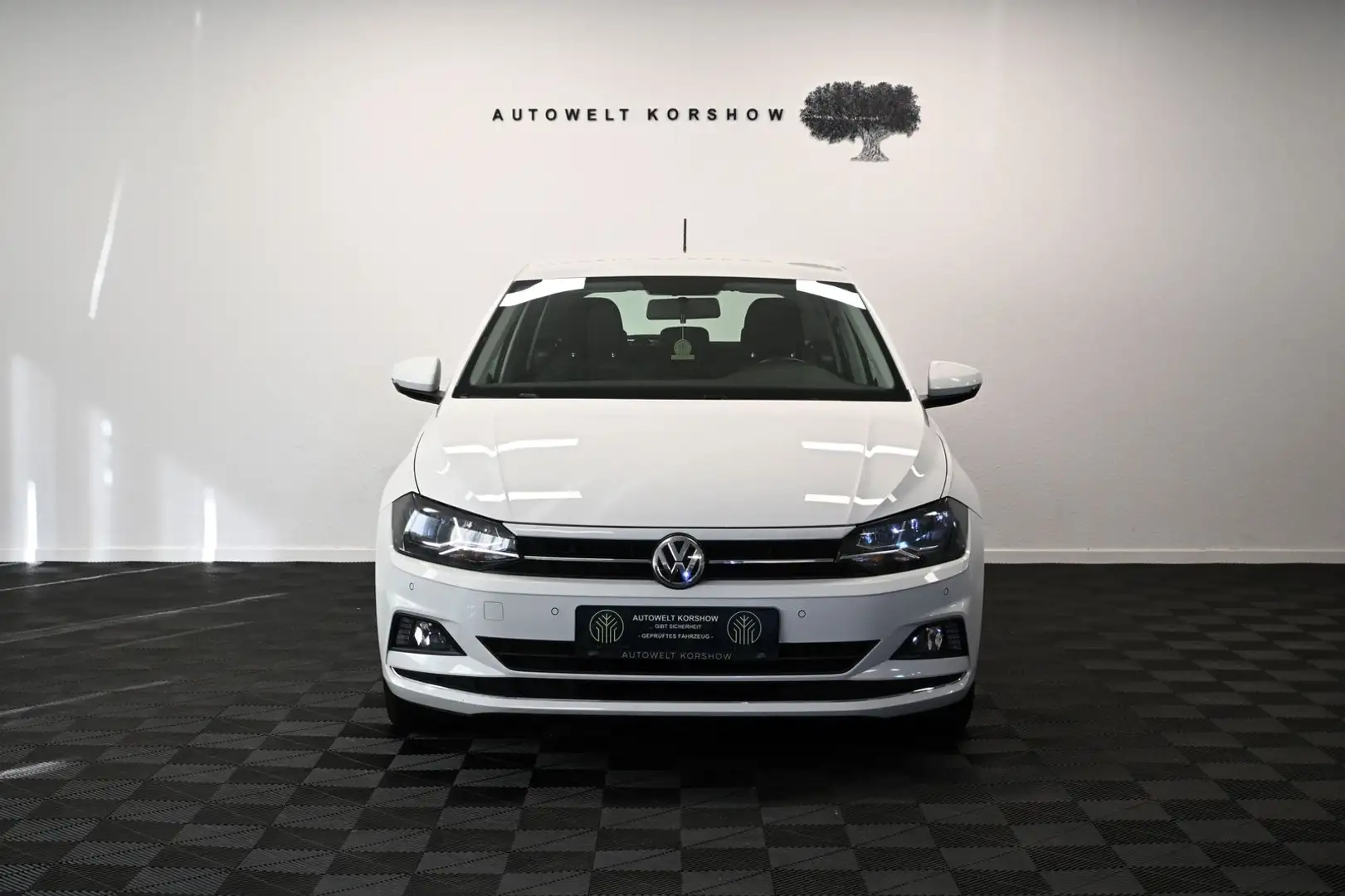 Volkswagen Polo Highline *SHZ *DSG PDC* Automatik* KLIMA* Blanc - 2