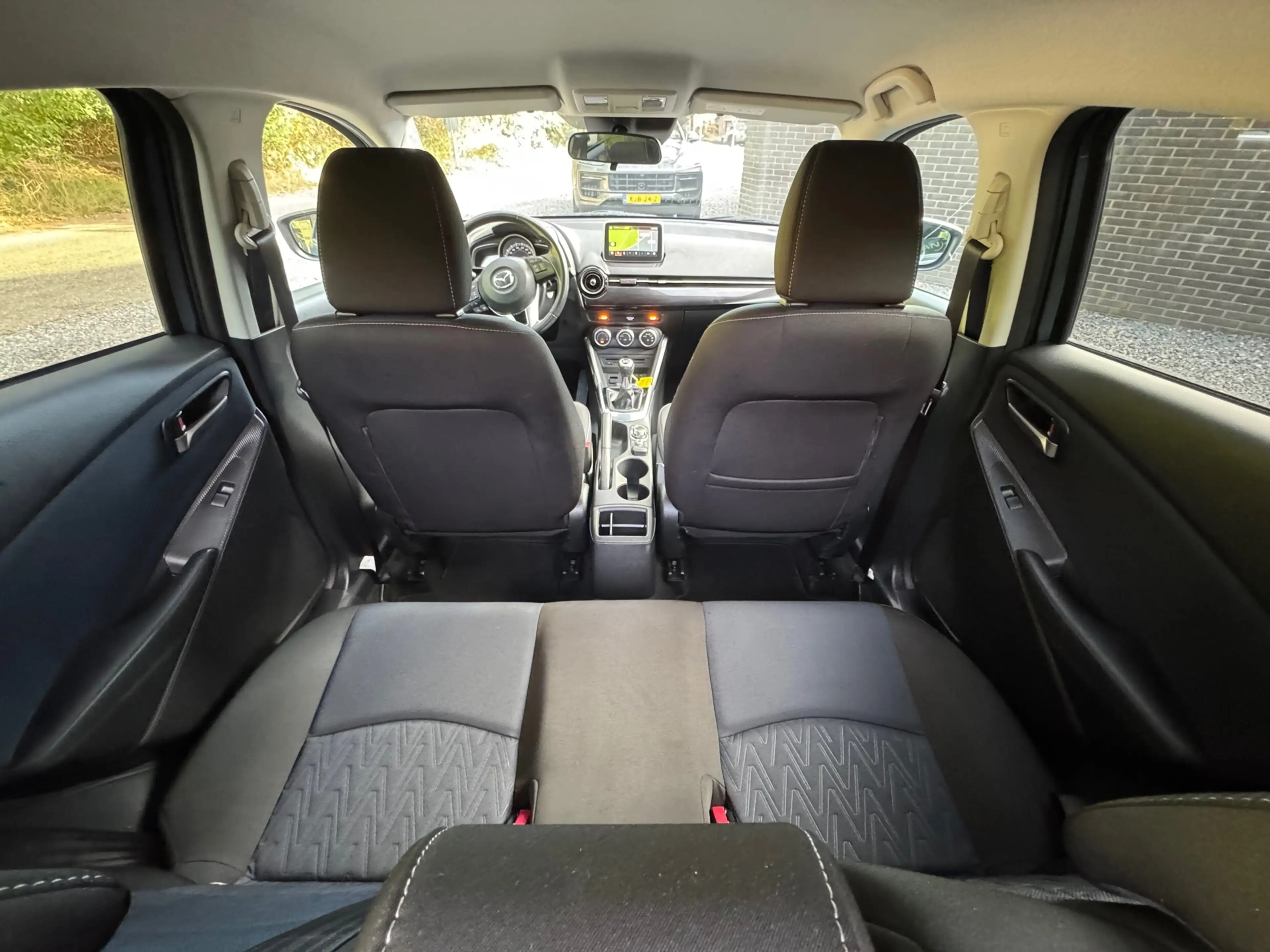 Mazda 2 1.5 Skyactiv-G GT-M Line Navigatie Cruise Climate — photo 7