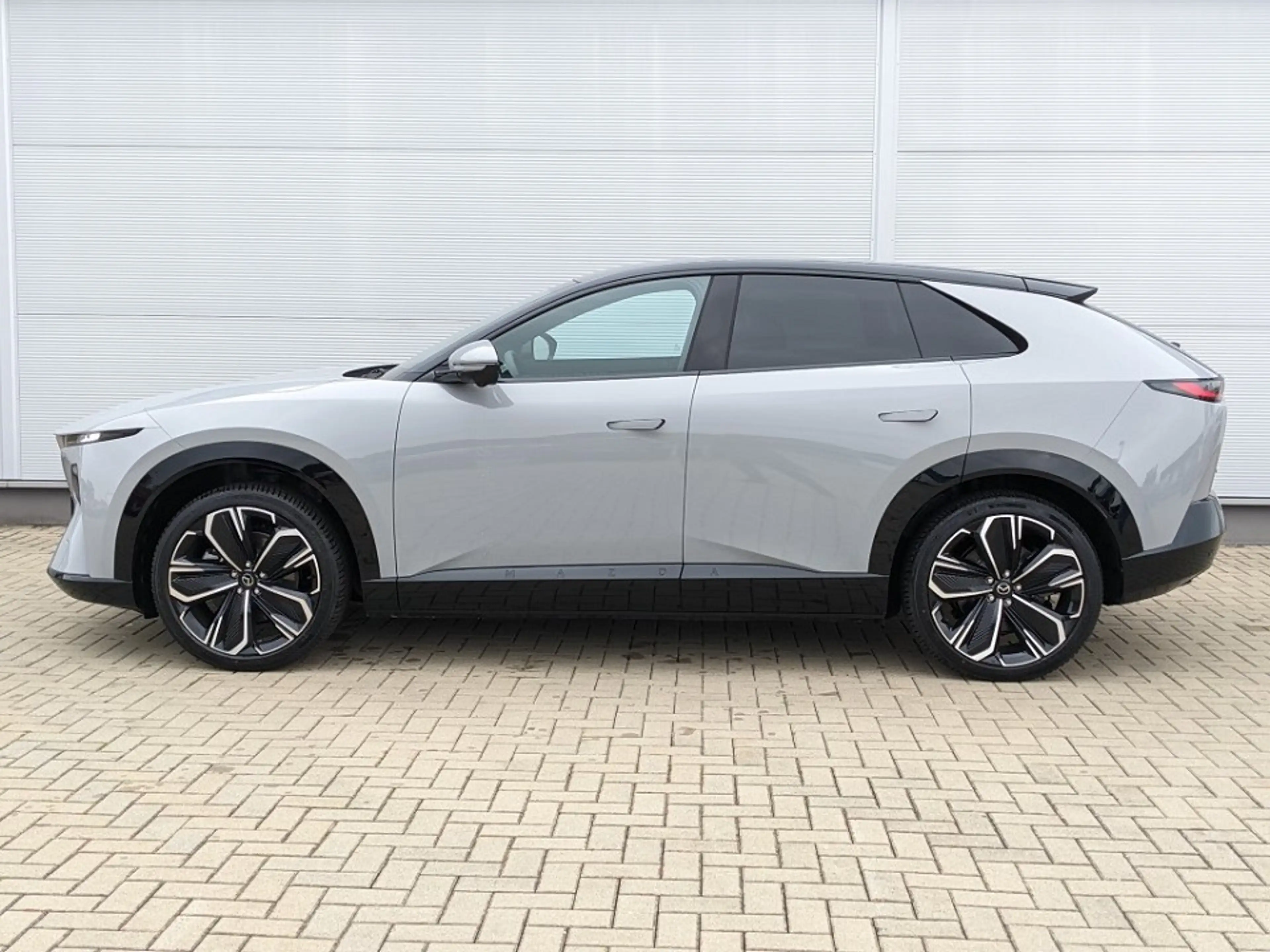Mazda CX-6e EV (258PS) Takumi Leder Panodach 21" Alufelgen NEU — photo 3