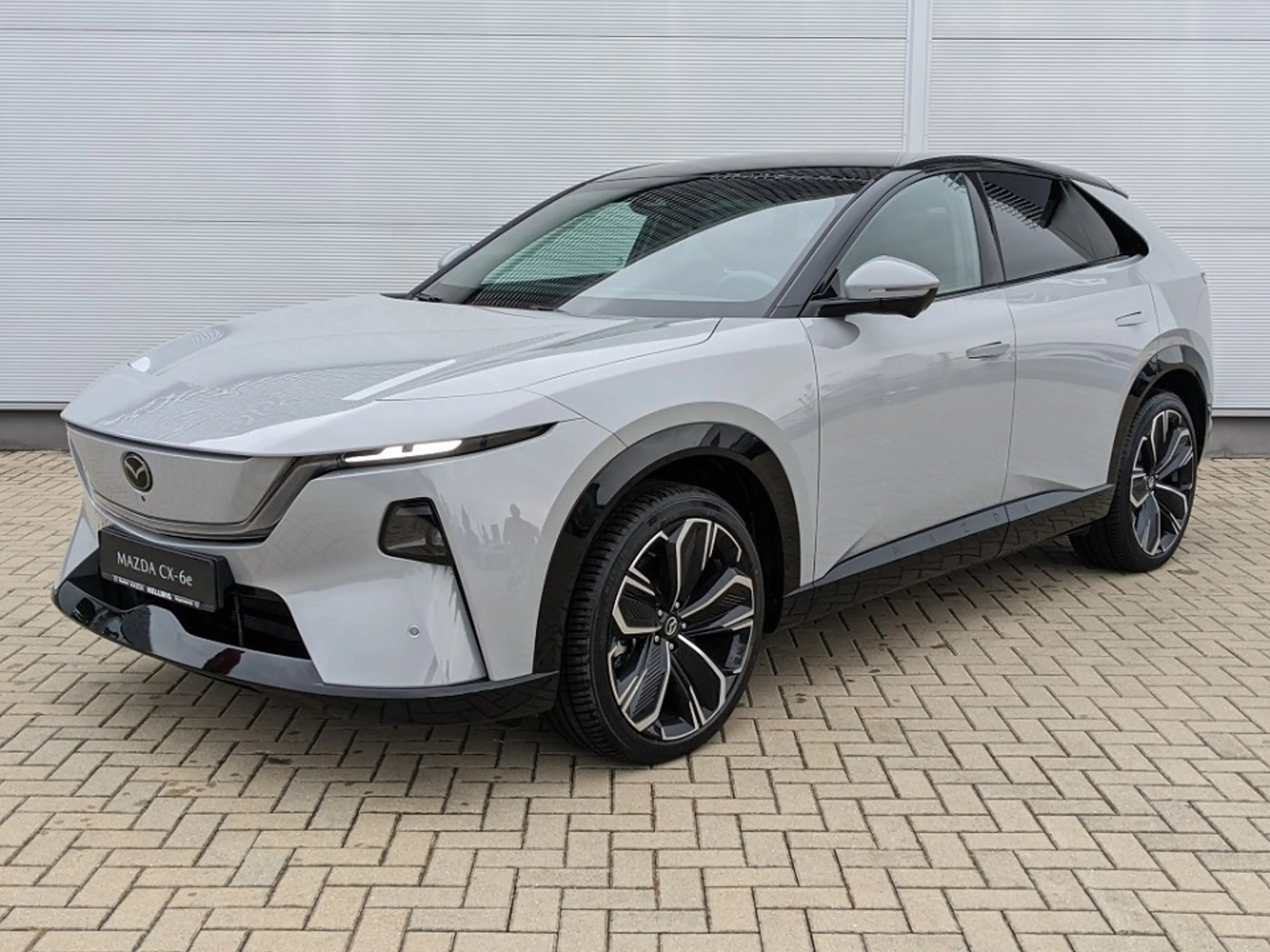 Mazda CX-6e EV (258PS) Takumi Leder Panodach 21" Alufelgen NEU — photo 2