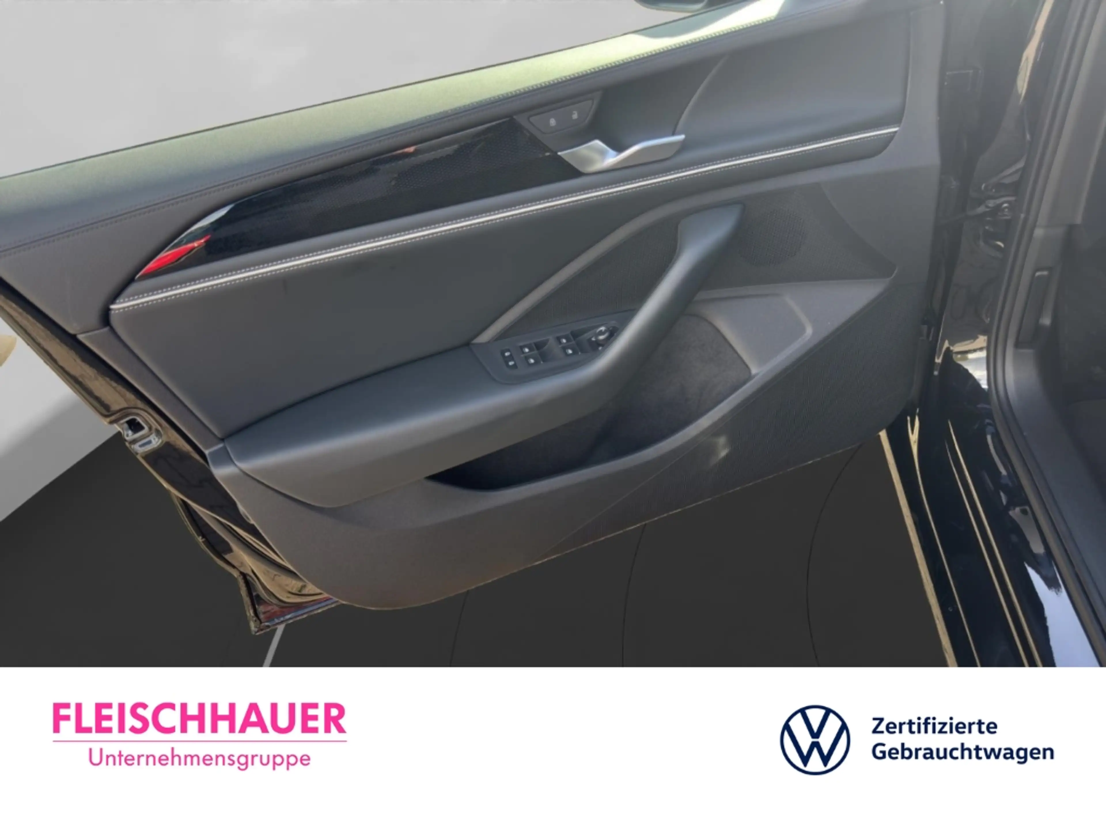 Volkswagen Passat Variant Business 1.5 eTSI LED+360+ACC+NAVI+SHZ+CARPLAY — photo 8