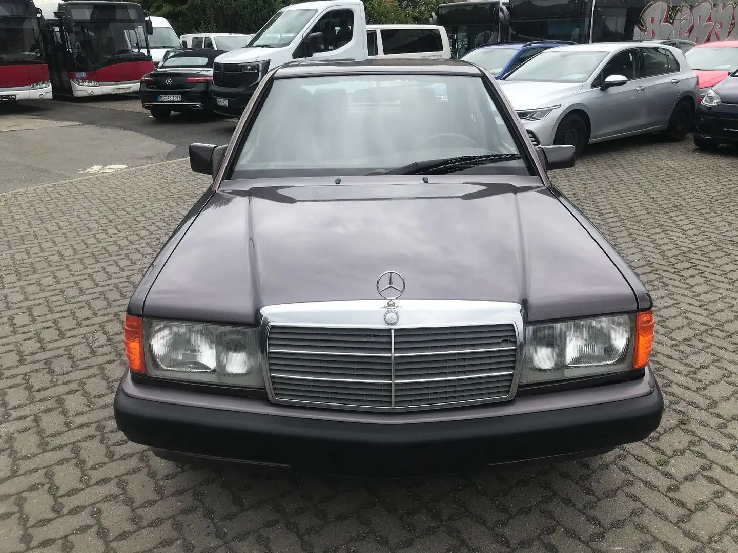 Mercedes-Benz 190 E 2.0 Violett - 2