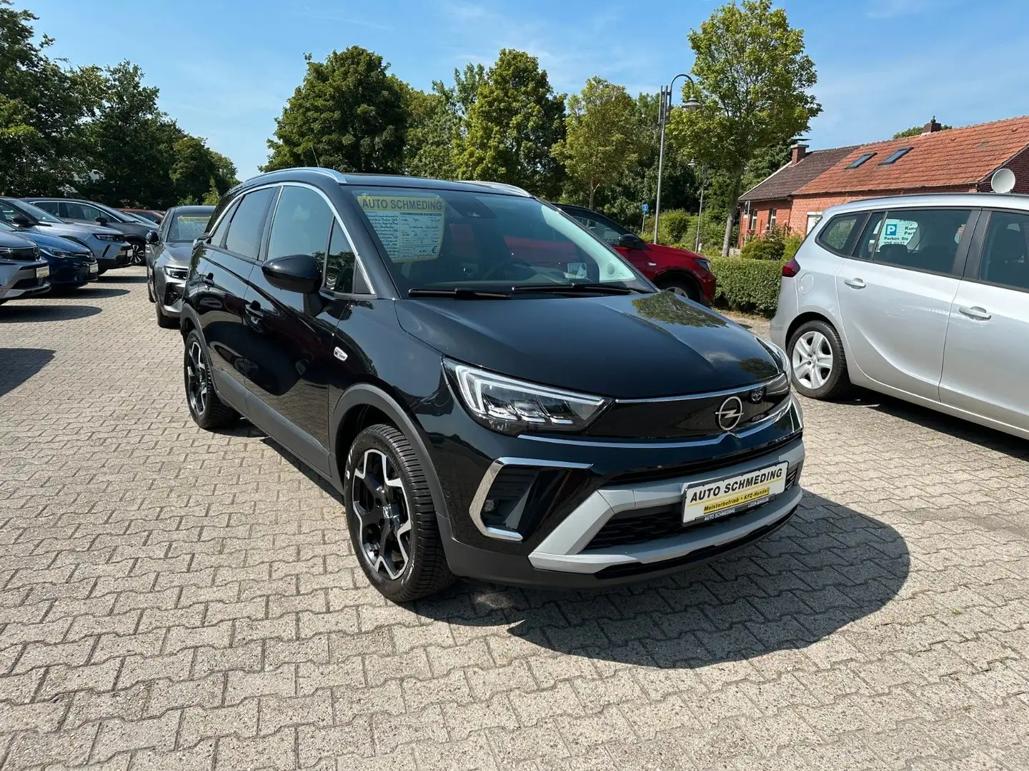 Opel Crossland X Crossland Ultimate Panoramad./Kamera/Alcantara Černá - 2