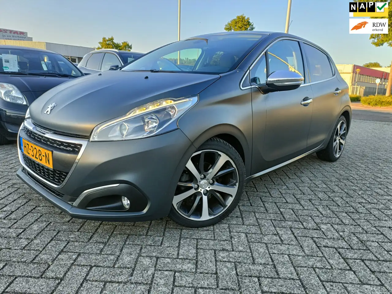 Peugeot 208
