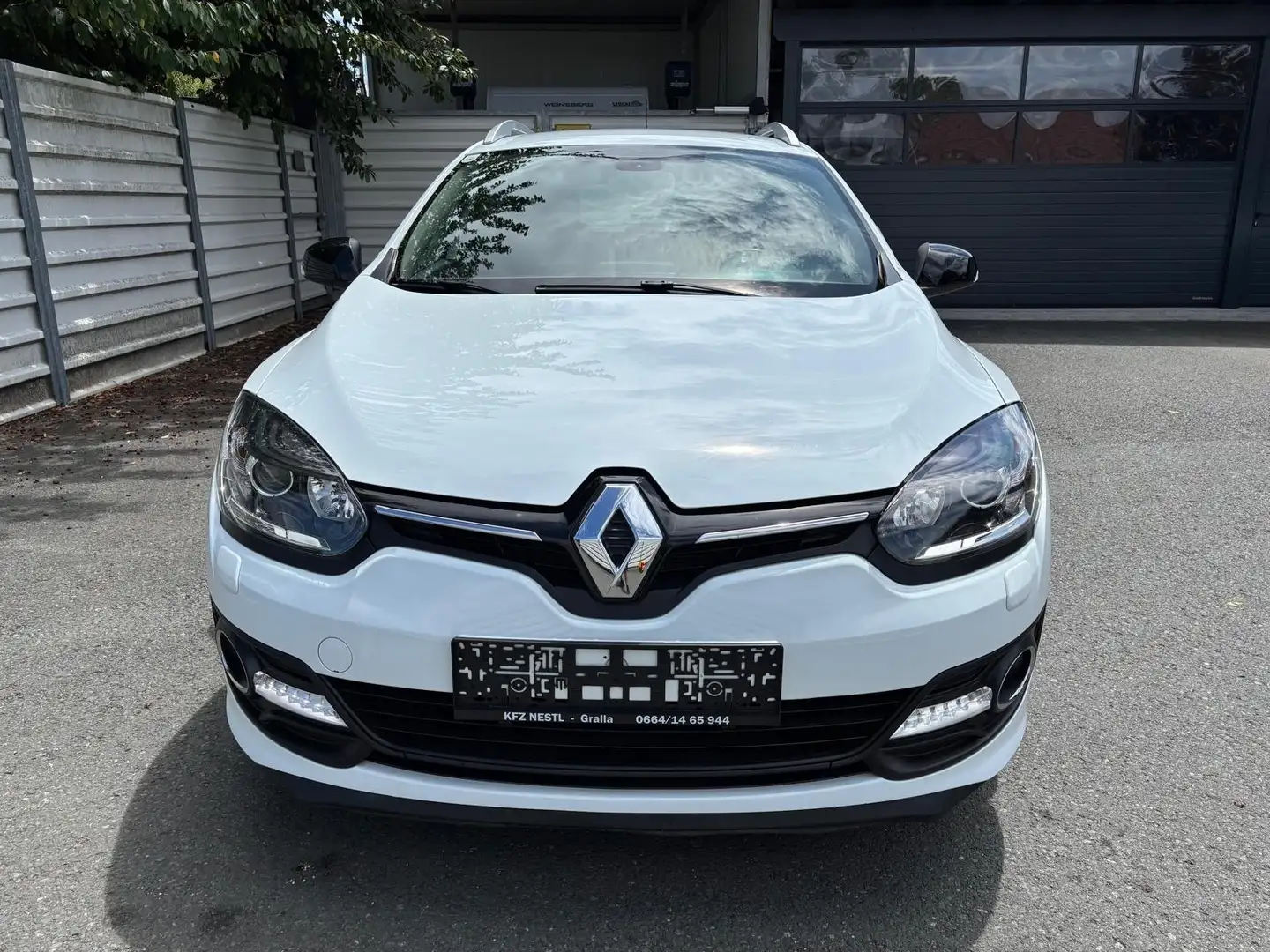 Renault Megane Grandtour Limited Energy dCi 110 - Neues Pickerl - Weiß - 2