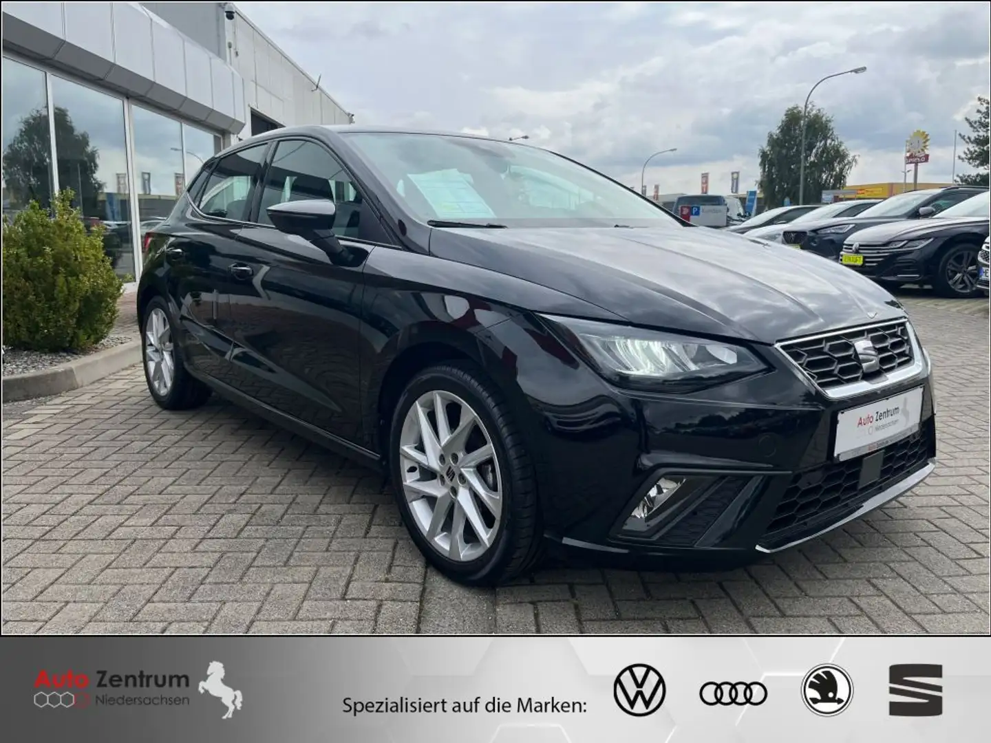 SEAT Ibiza 1.0 TSI S&S FR SPORT CarPlay Ambiente*LED Schwarz - 2
