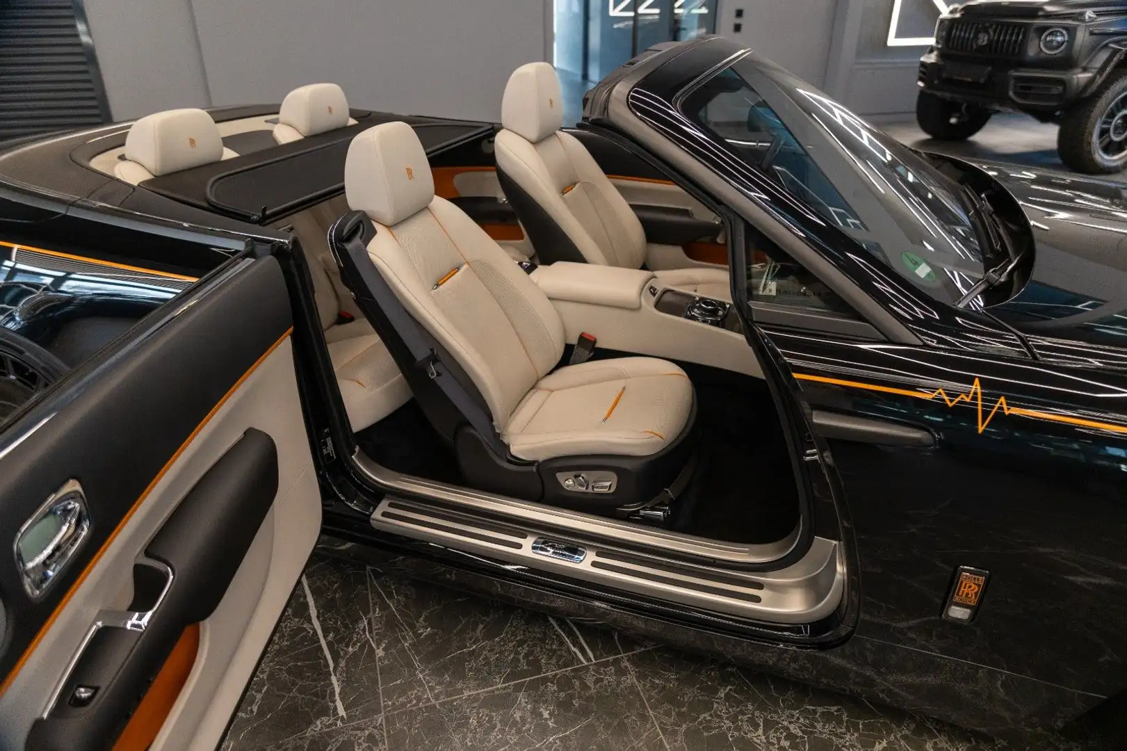 Rolls-Royce Dawn Black Badge Schwarz - 2
