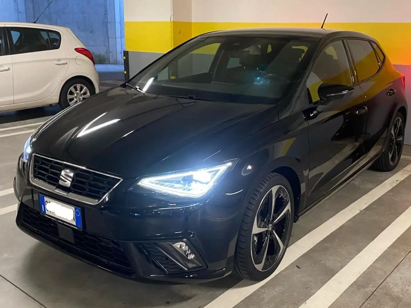 SEAT Ibiza Ibiza Restyling 1.0 ecotsi FR 110cv Nero - 2