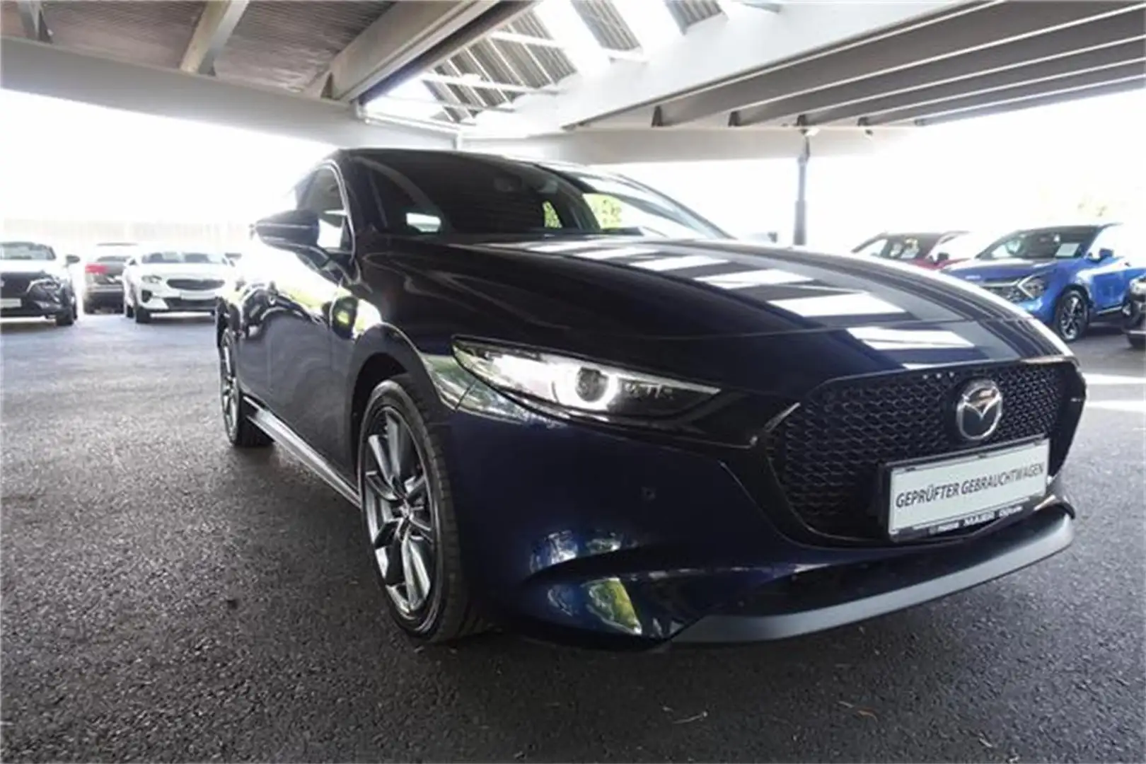 Mazda 3 Skyactiv-G122 Comfort+ /ST Blau - 1