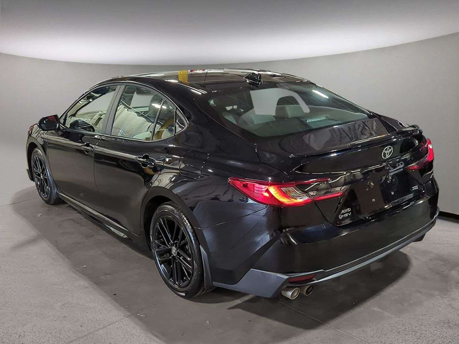 2026 Toyota Camry SE UPGRADE AWD; SUNROOF, SMART KEY, HEATED SEATS/W — снимка 1