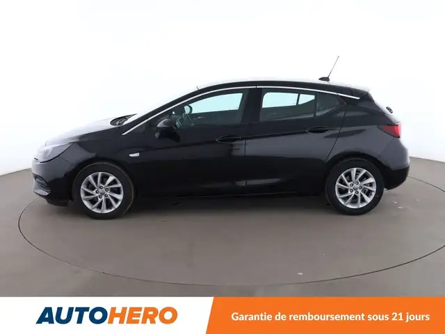 Opel Astra view 3