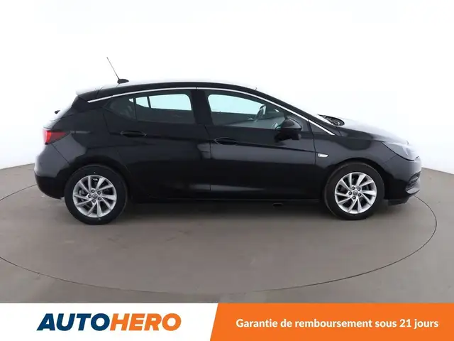 Opel Astra view 7