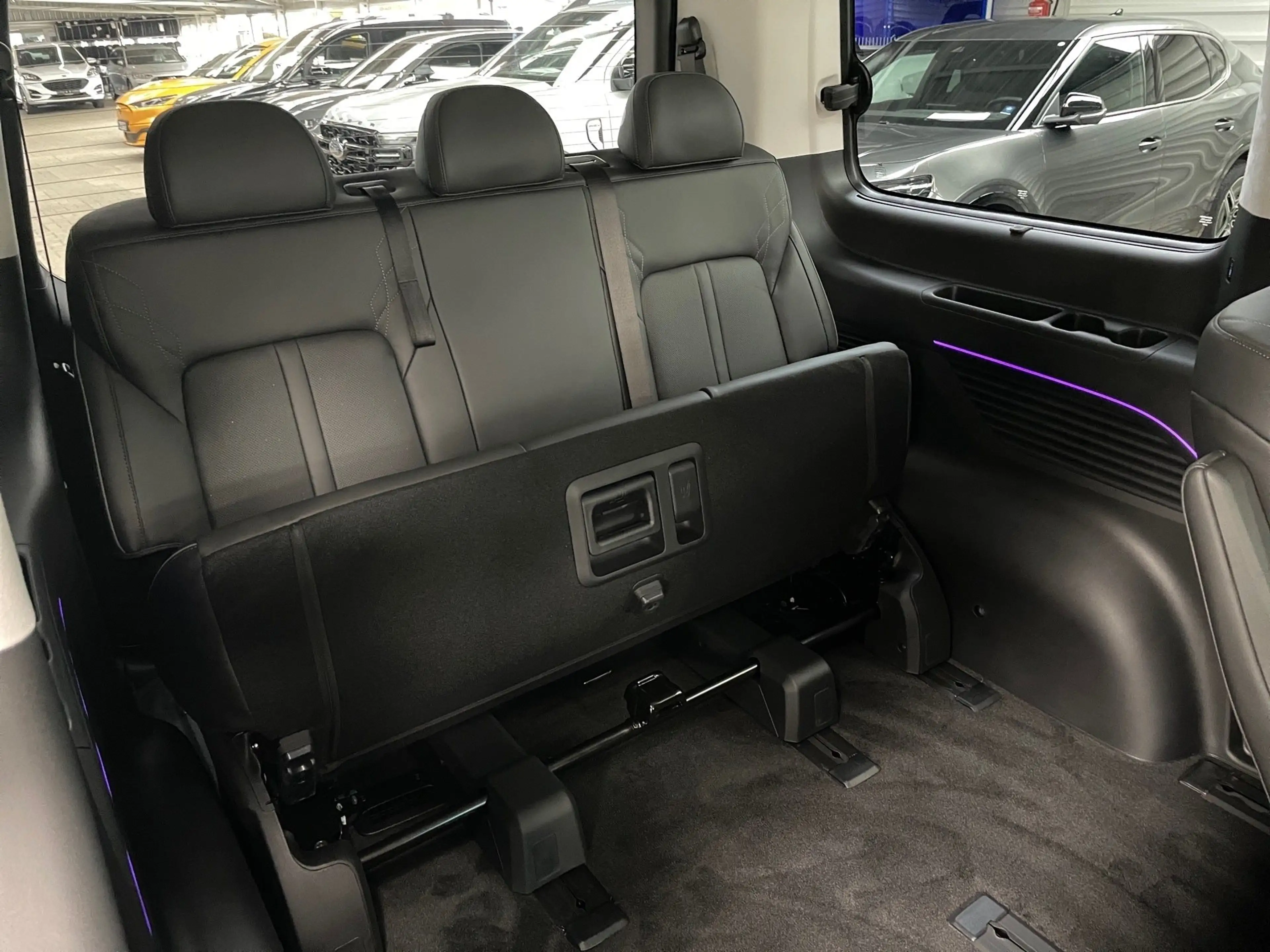 Hyundai STARIA Signature Hybrid 2WD Dig.Cockpit LED PDC — photo 15