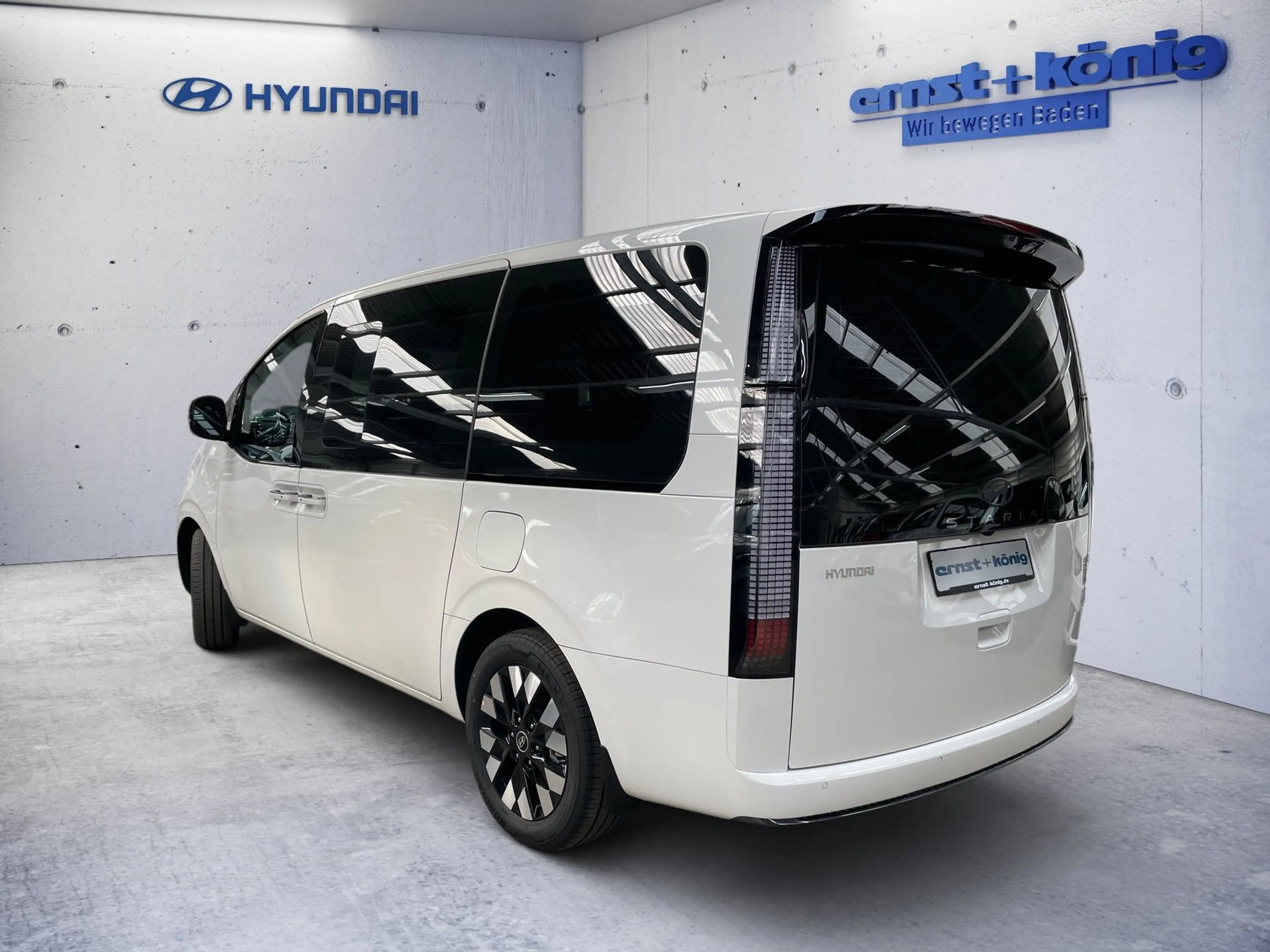 Hyundai STARIA Signature Hybrid 2WD Dig.Cockpit LED PDC — photo 4