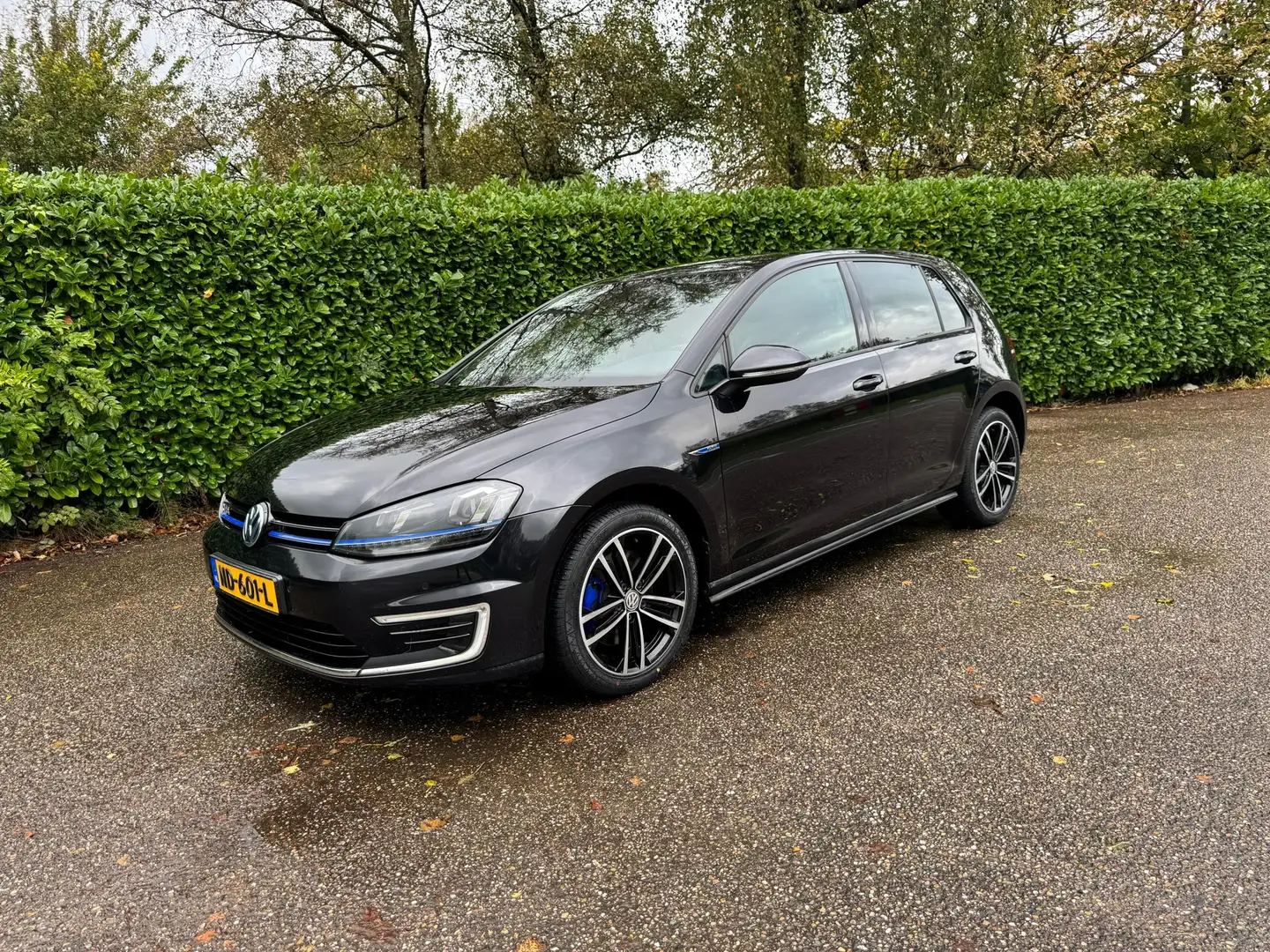 Volkswagen Golf GTE 1.4 TSI Zwart - 1