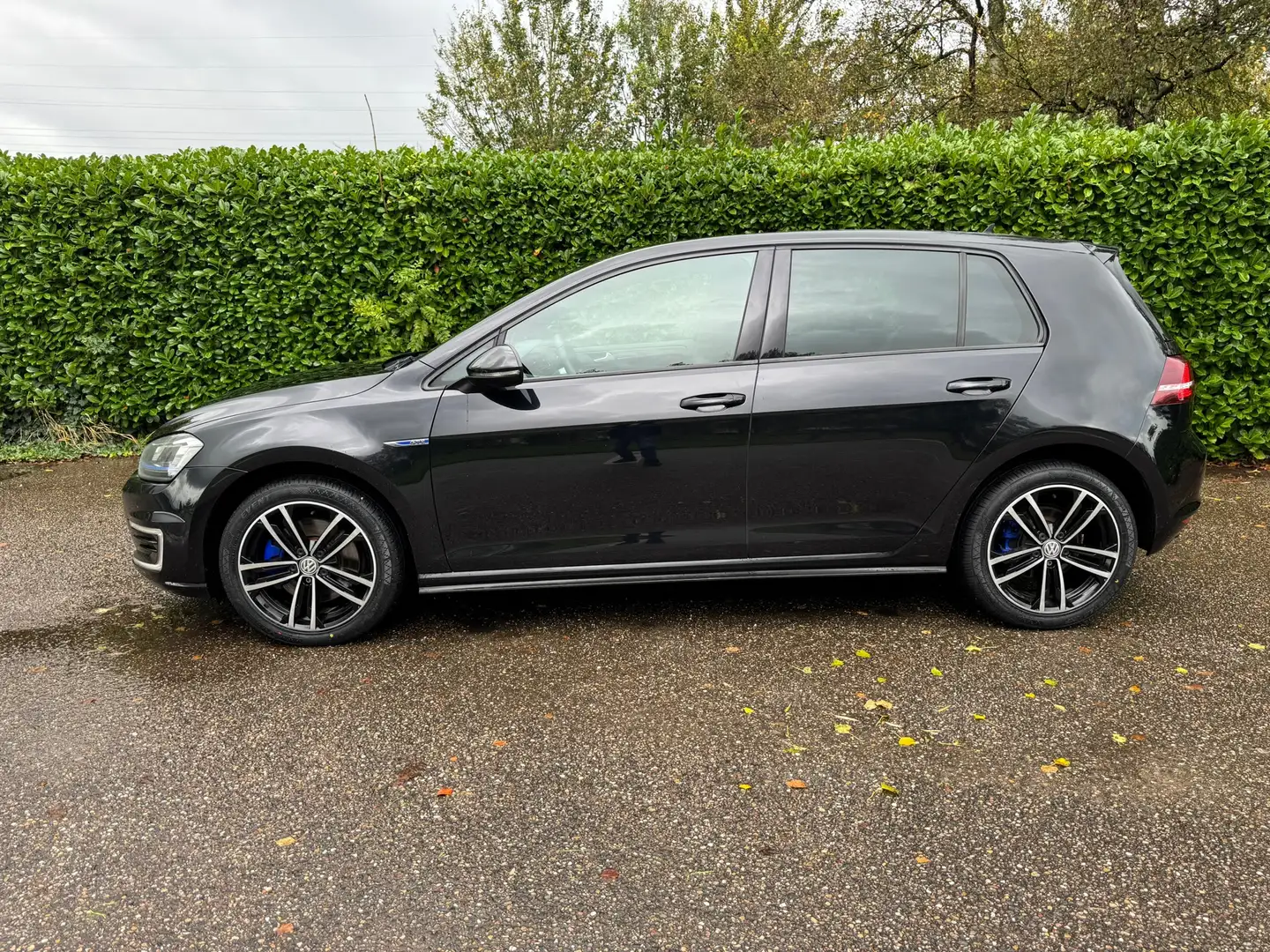 Volkswagen Golf GTE 1.4 TSI Zwart - 2