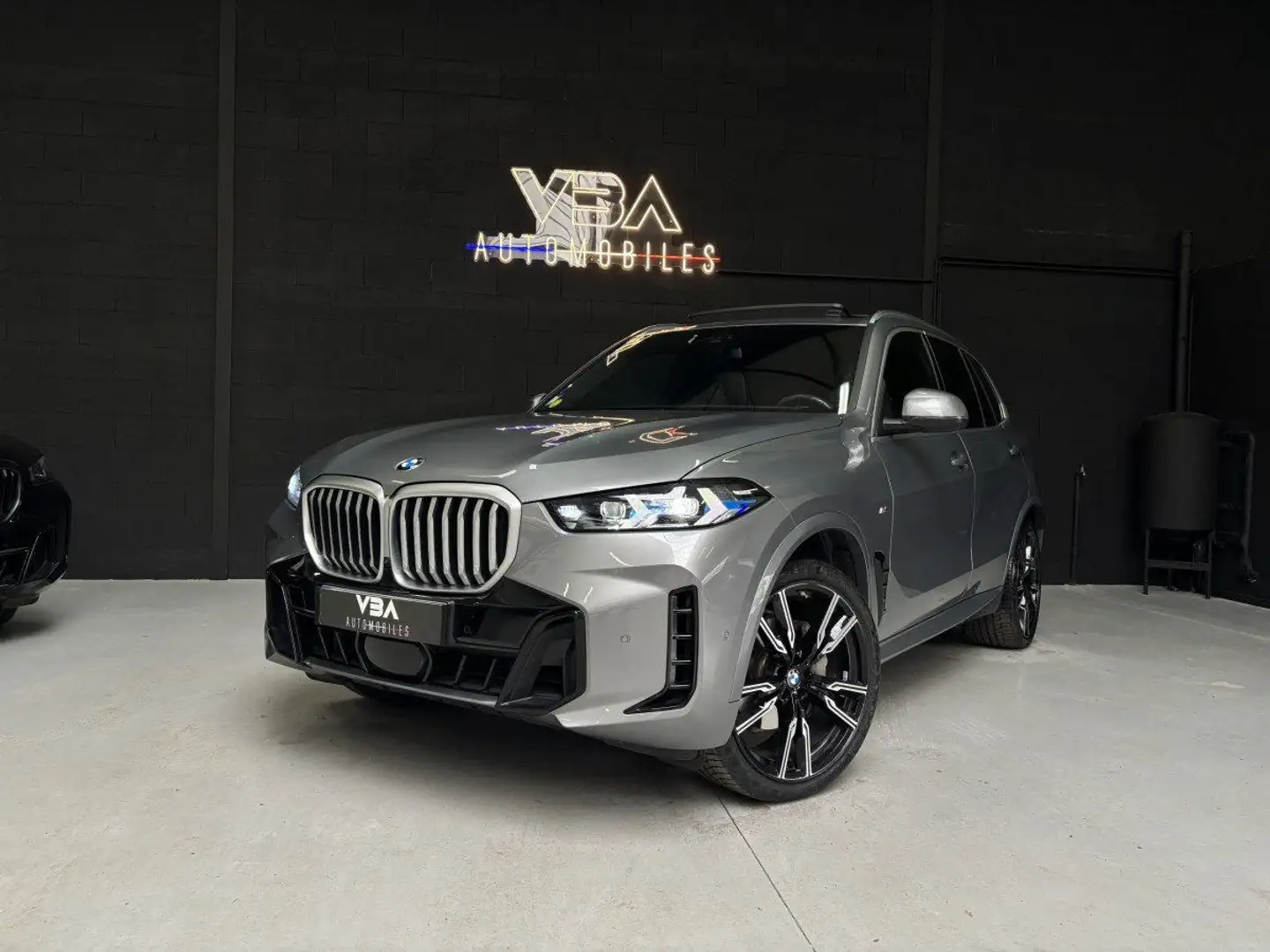 BMW X5 (4) xDrive30d 298ch M Sport BVA8 Gris - 2