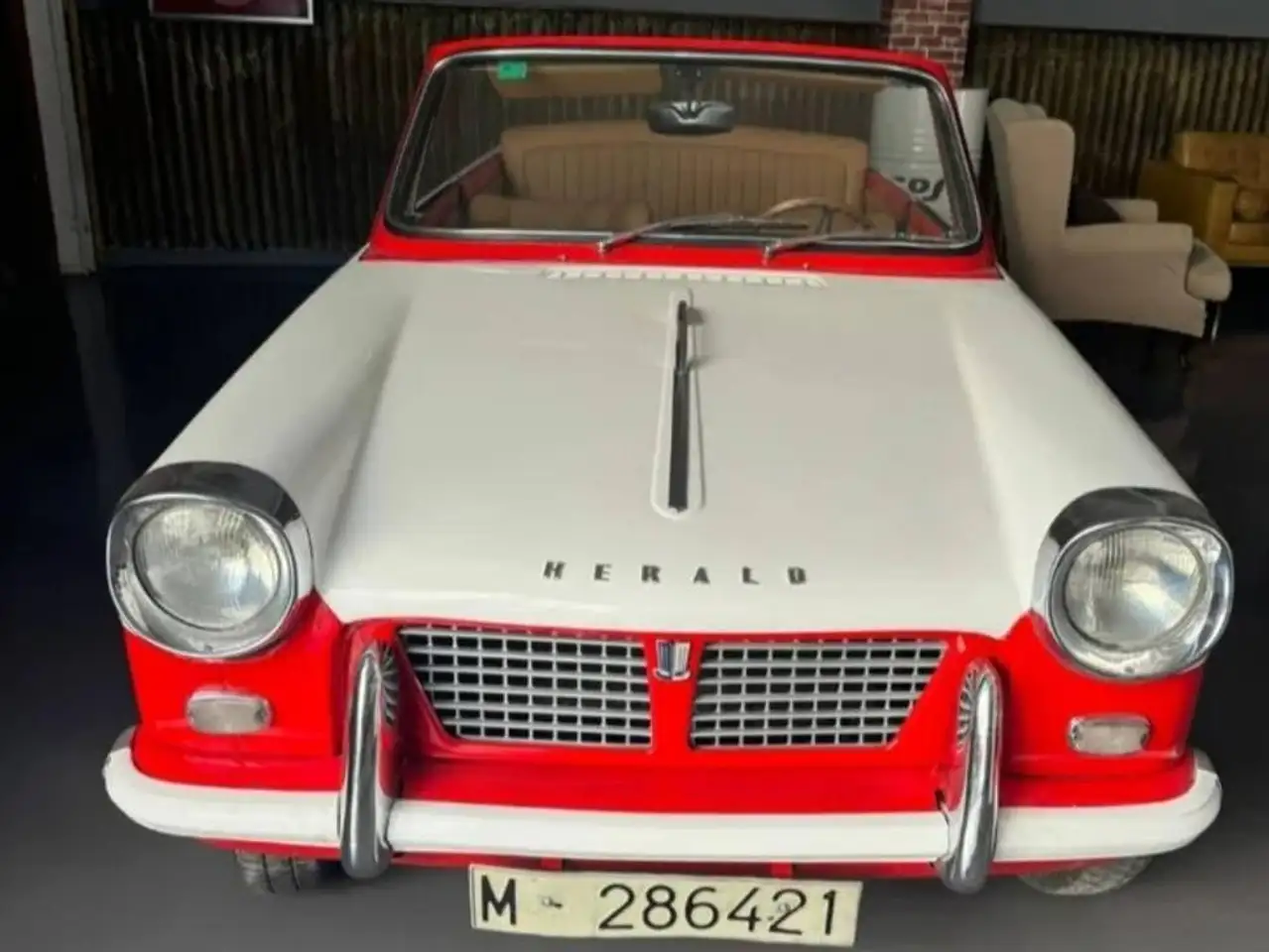 Triumph Herald 1200 hard top cabrio, foto 3