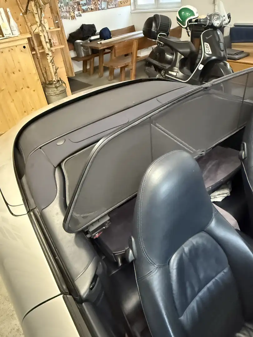 Porsche 911 Carrera Cabrio 4 Silber - 2