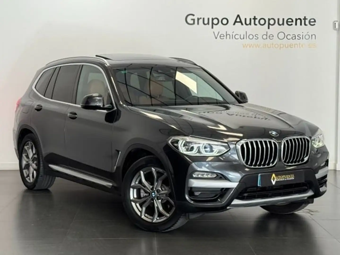 BMW X3 xDrive 20dA Gris - 1