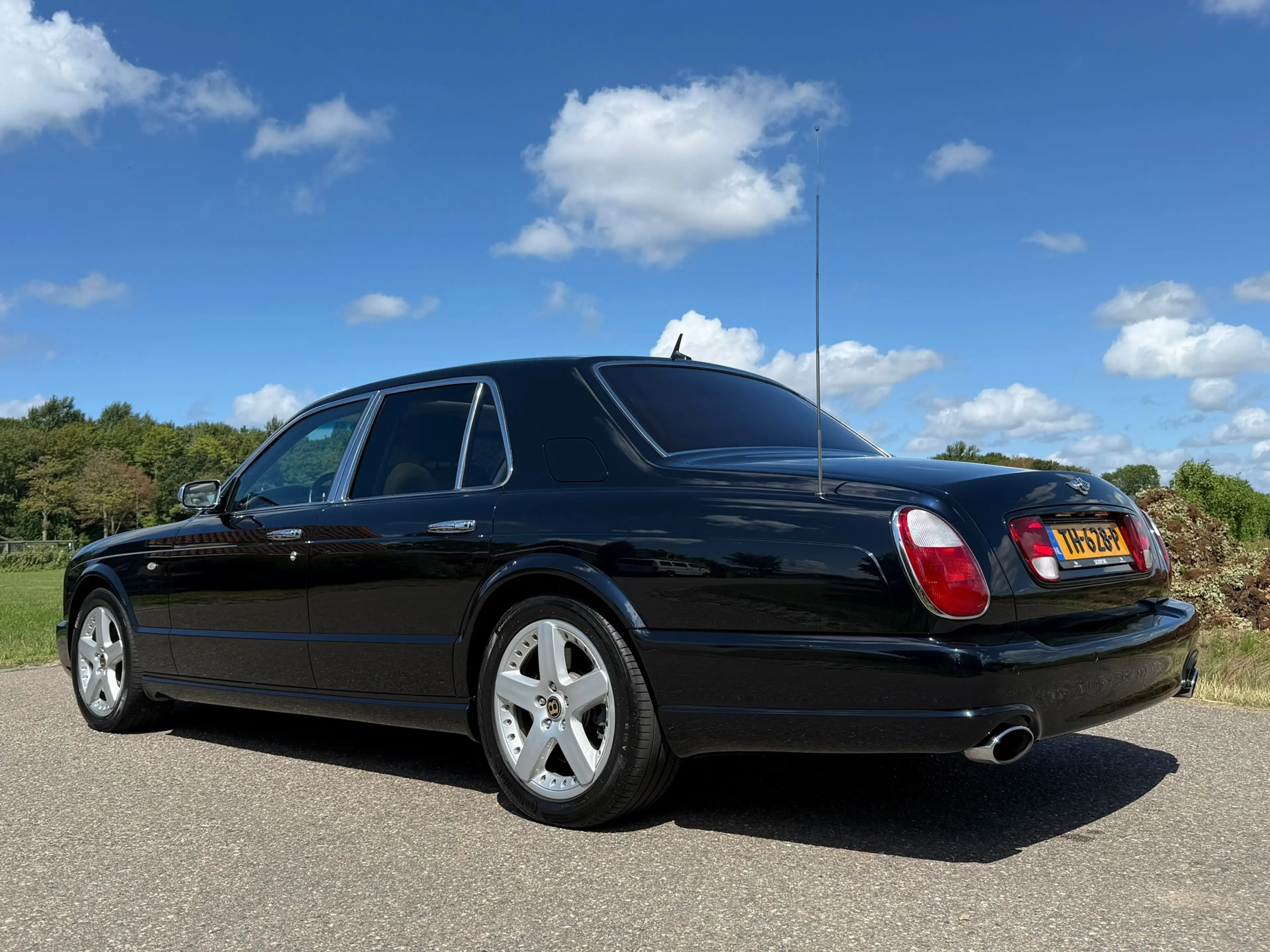 Bentley Arnage 6.8 V8 T / Concourstaat / Memory / Leder / Schuif- — photo 3
