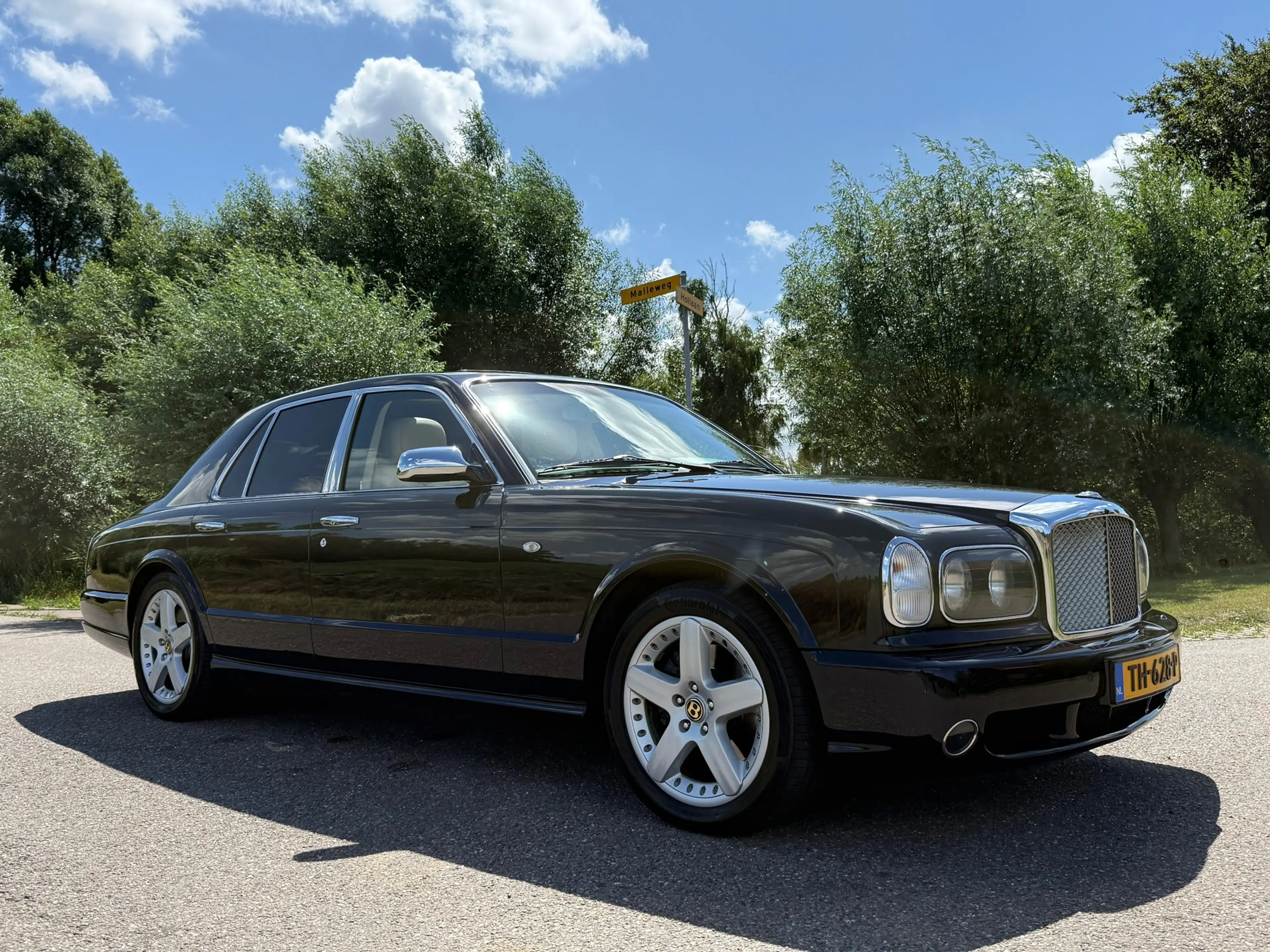 Bentley Arnage 6.8 V8 T / Concourstaat / Memory / Leder / Schuif- — photo 32