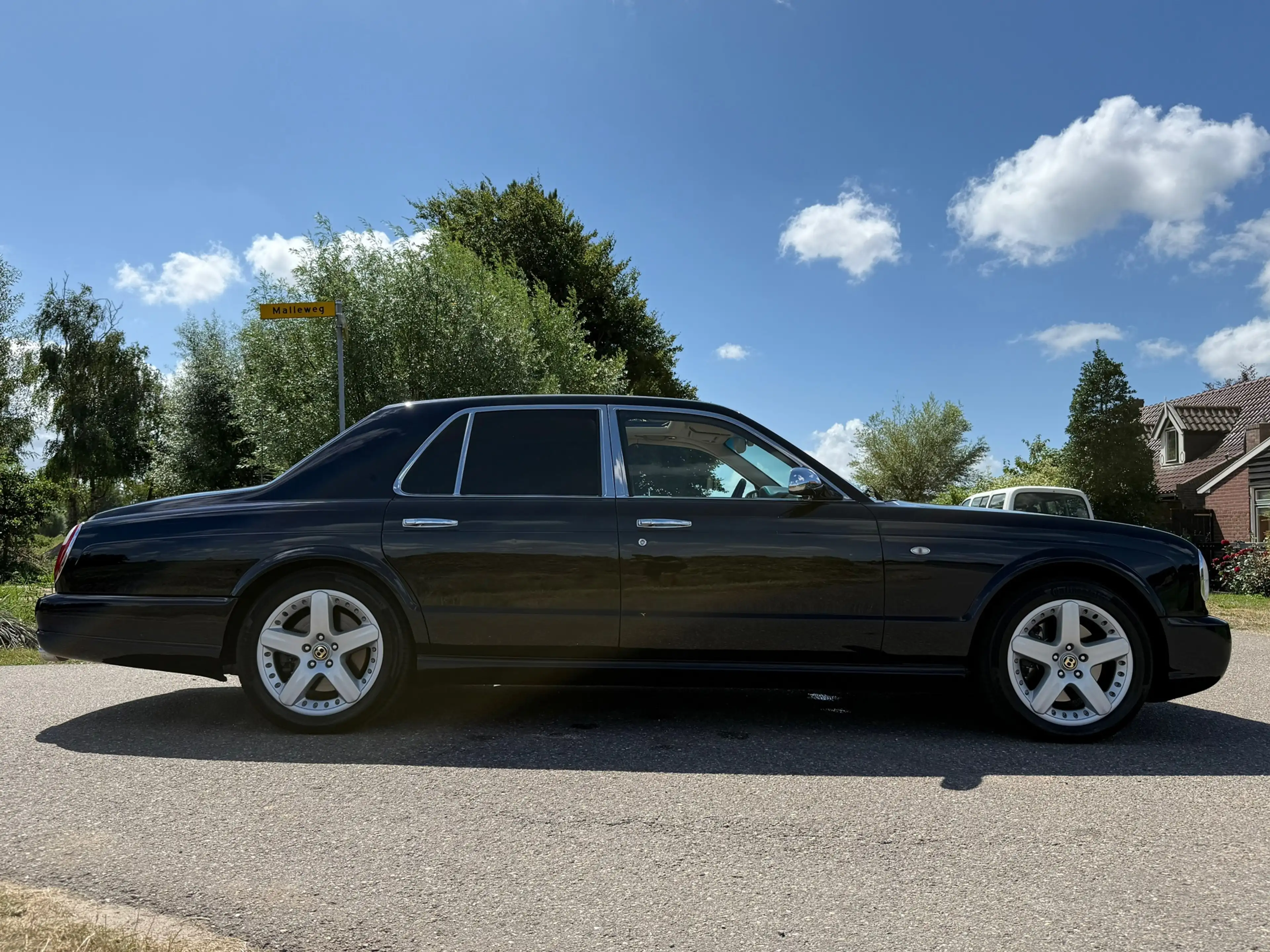 Bentley Arnage 6.8 V8 T / Concourstaat / Memory / Leder / Schuif- — photo 31