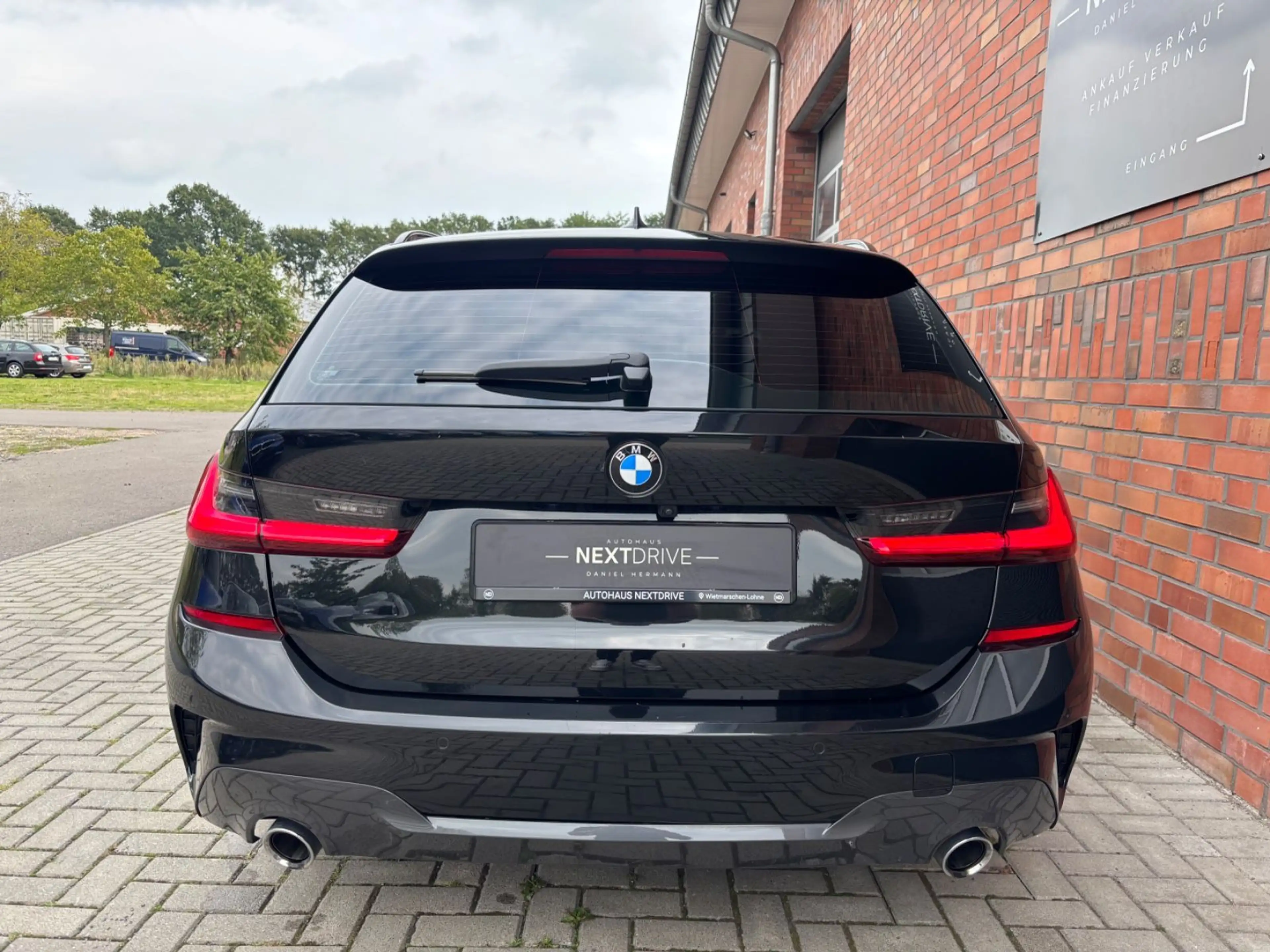BMW 330 d Touring M Sport*Laser*Pano*360Grad*4xSHZ — photo 8