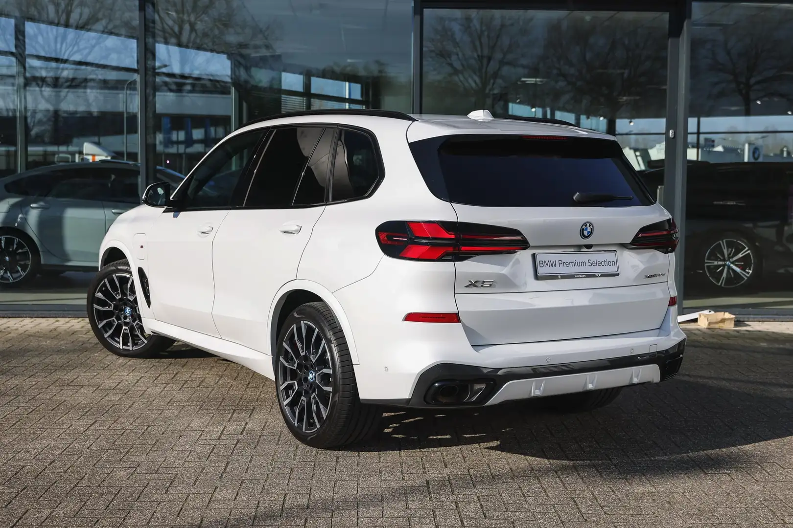 BMW X5 xDrive50e High Executive M Sport Automaat / Panora Weiß - 2