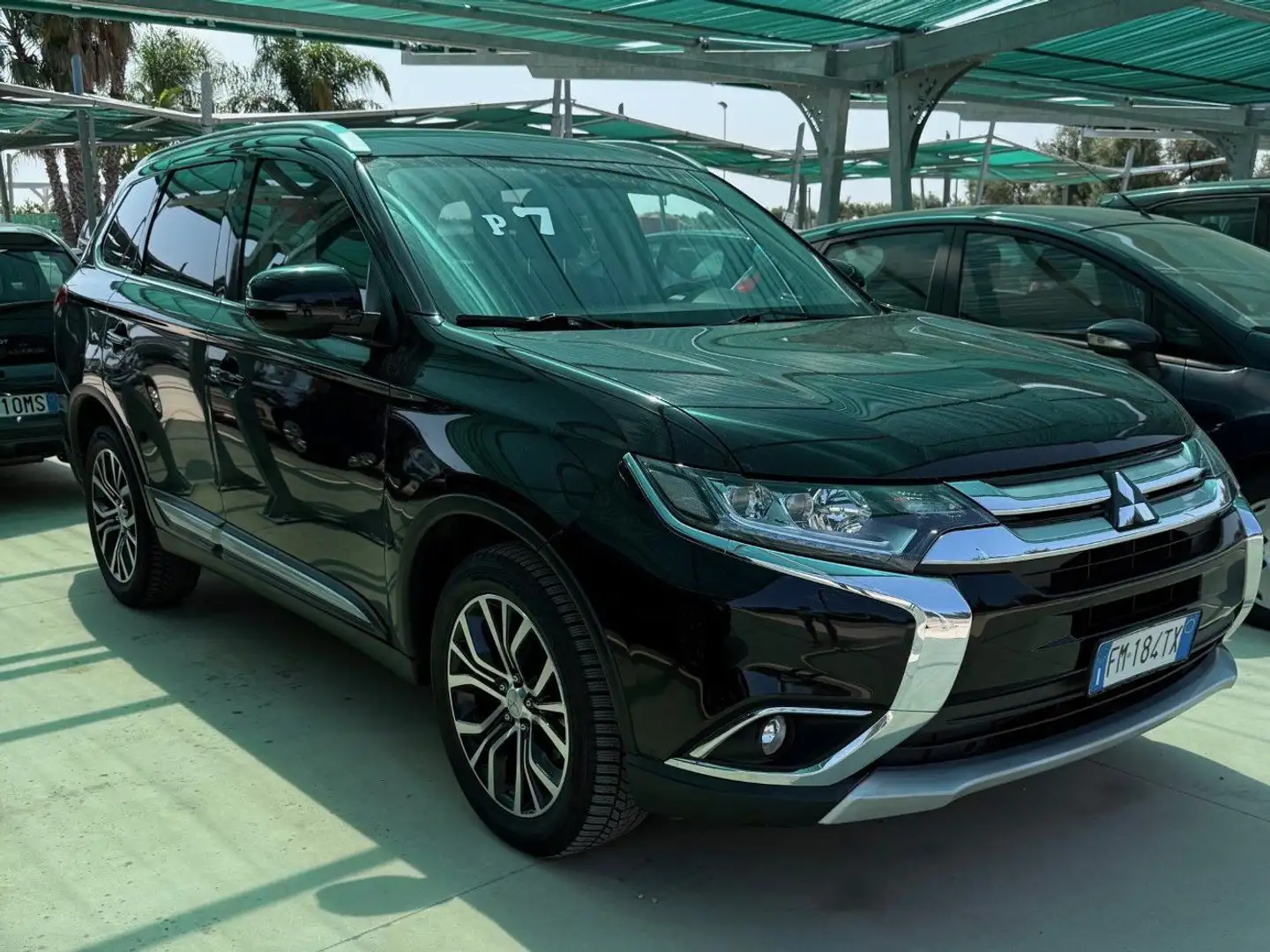 Mitsubishi Outlander Outlander III 2016 2.2 Instyle awd 7posti Nero - 2