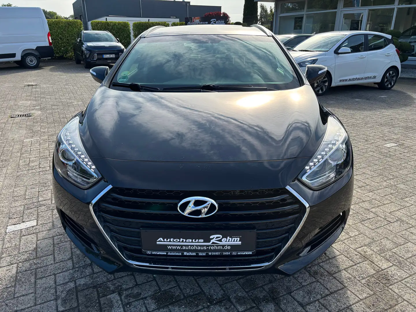 Hyundai i40 1.7 CRDi blue Trend | Allwetter | PDC | RFK Schwarz - 2
