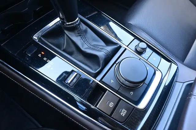 Mazda E-Skyactiv-G view 15