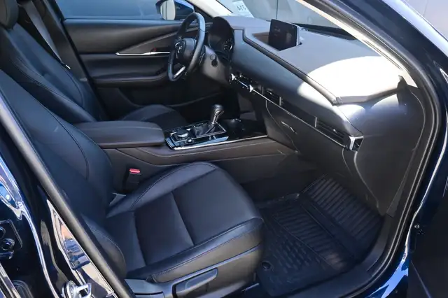 Mazda E-Skyactiv-G view 8