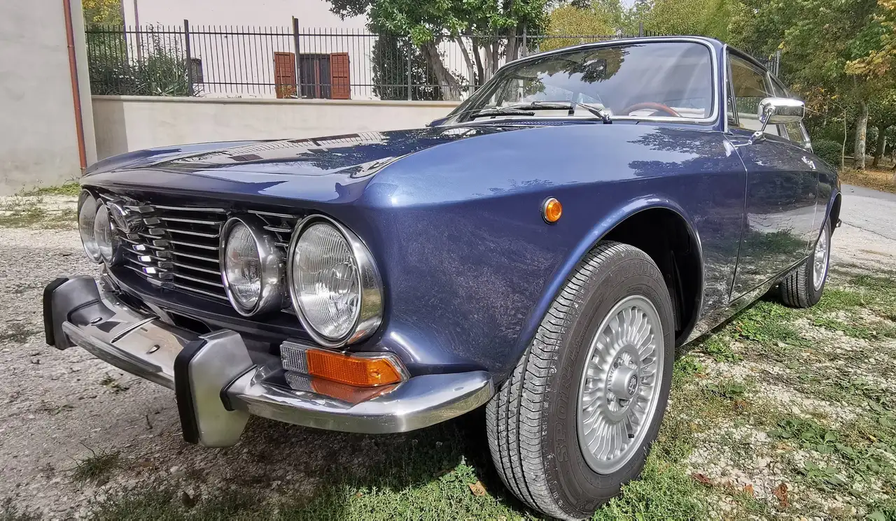 Alfa Romeo GT 2000, foto 2