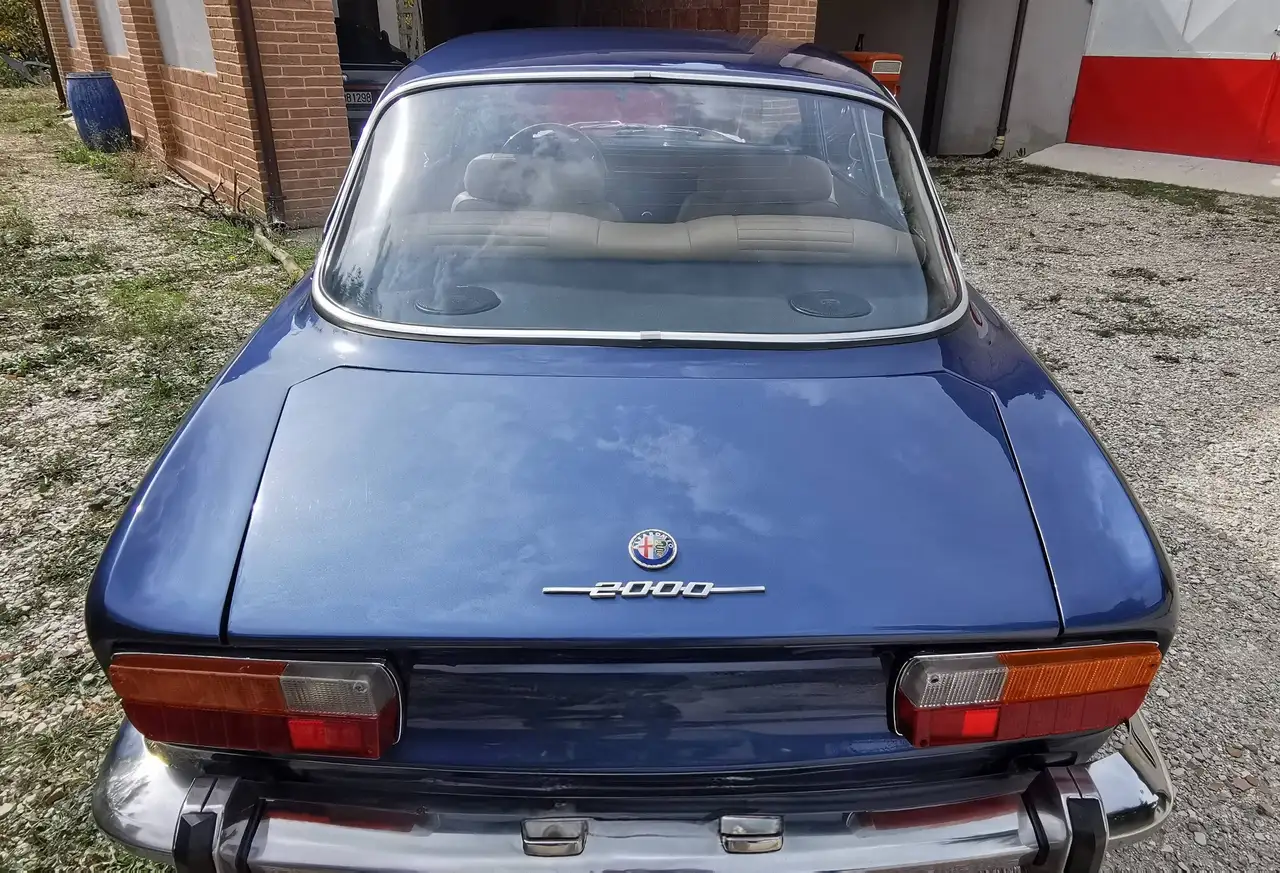Alfa Romeo GT 2000, foto 4